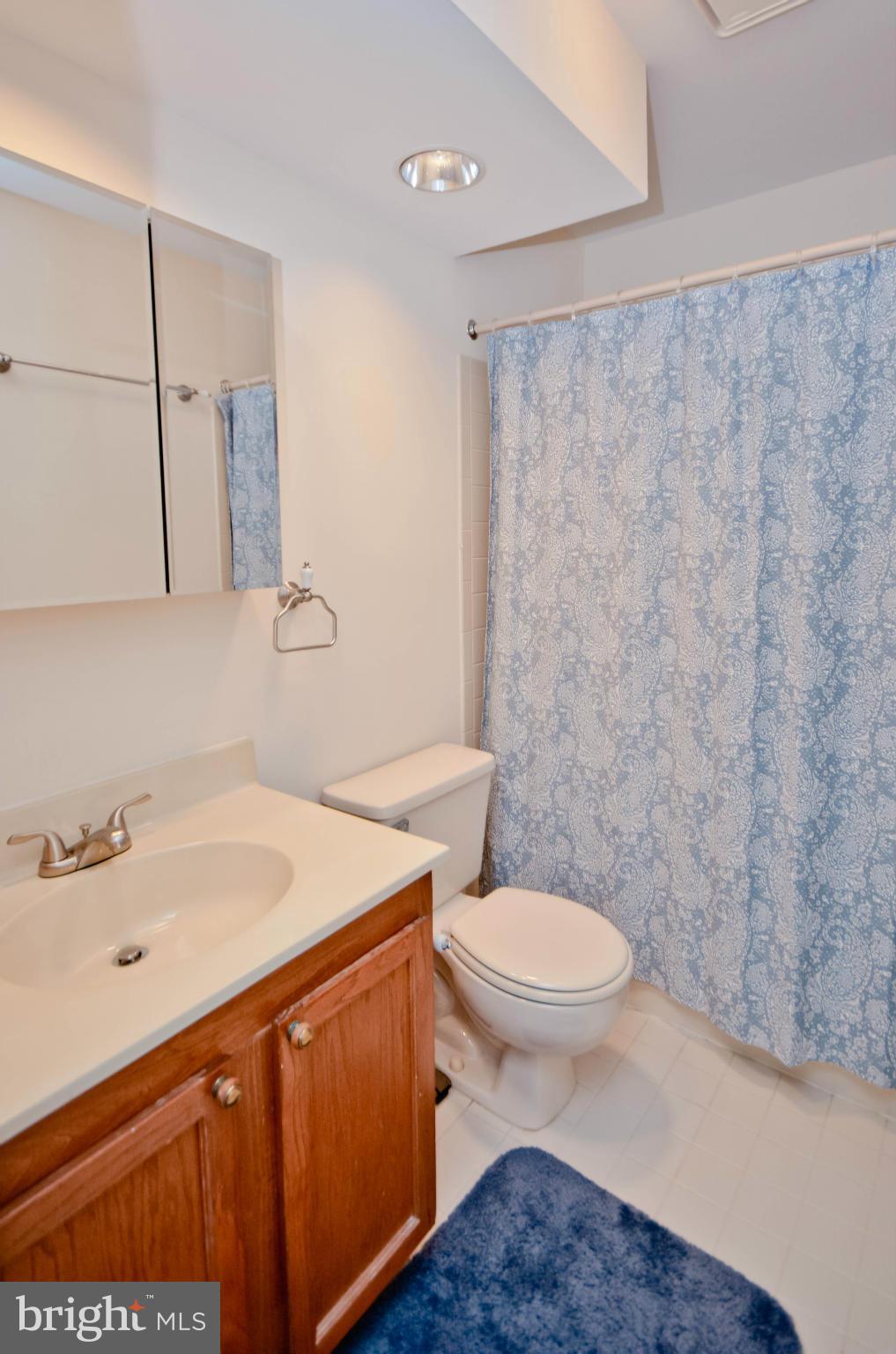 POTOMAC CROSSING - Residential