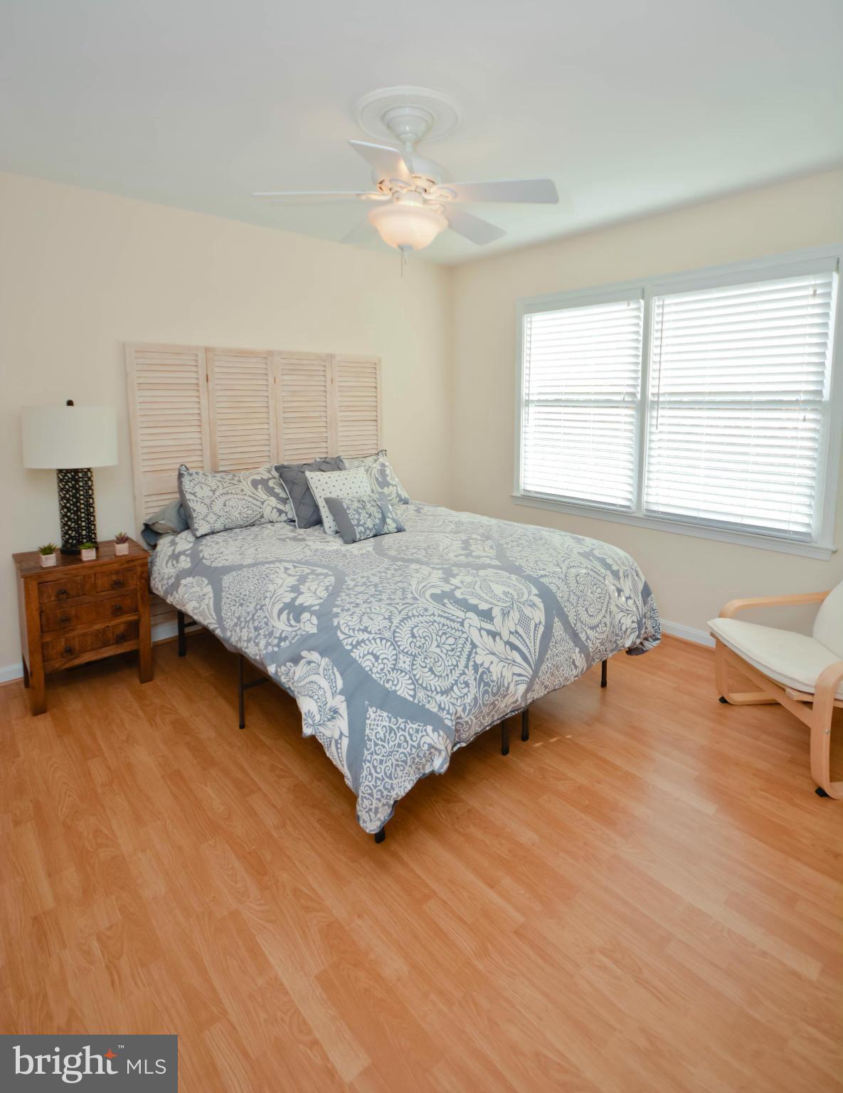 POTOMAC CROSSING - Residential