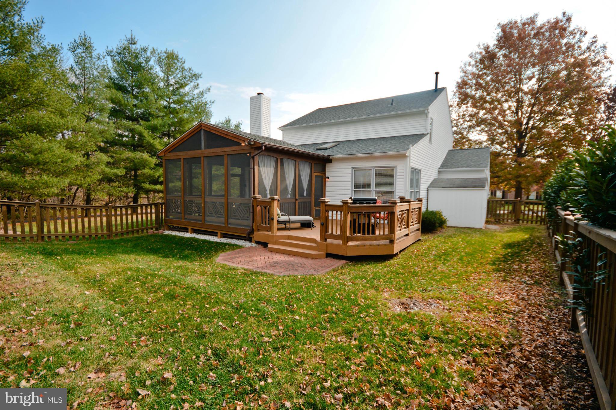 POTOMAC CROSSING - Residential