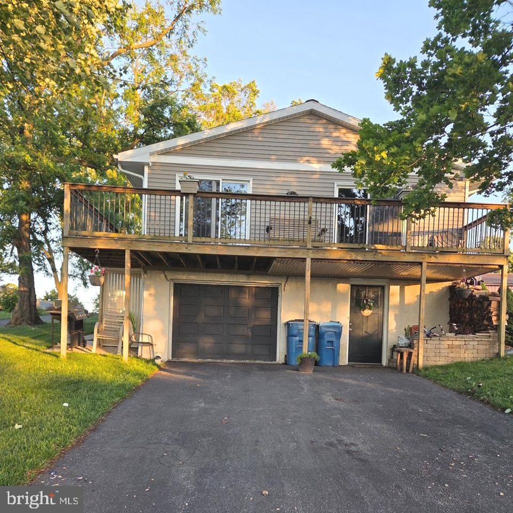 Photo of 234 Marion Road, ELIZABETHTOWN, PA 17022 (MLS # PALA2089076)
