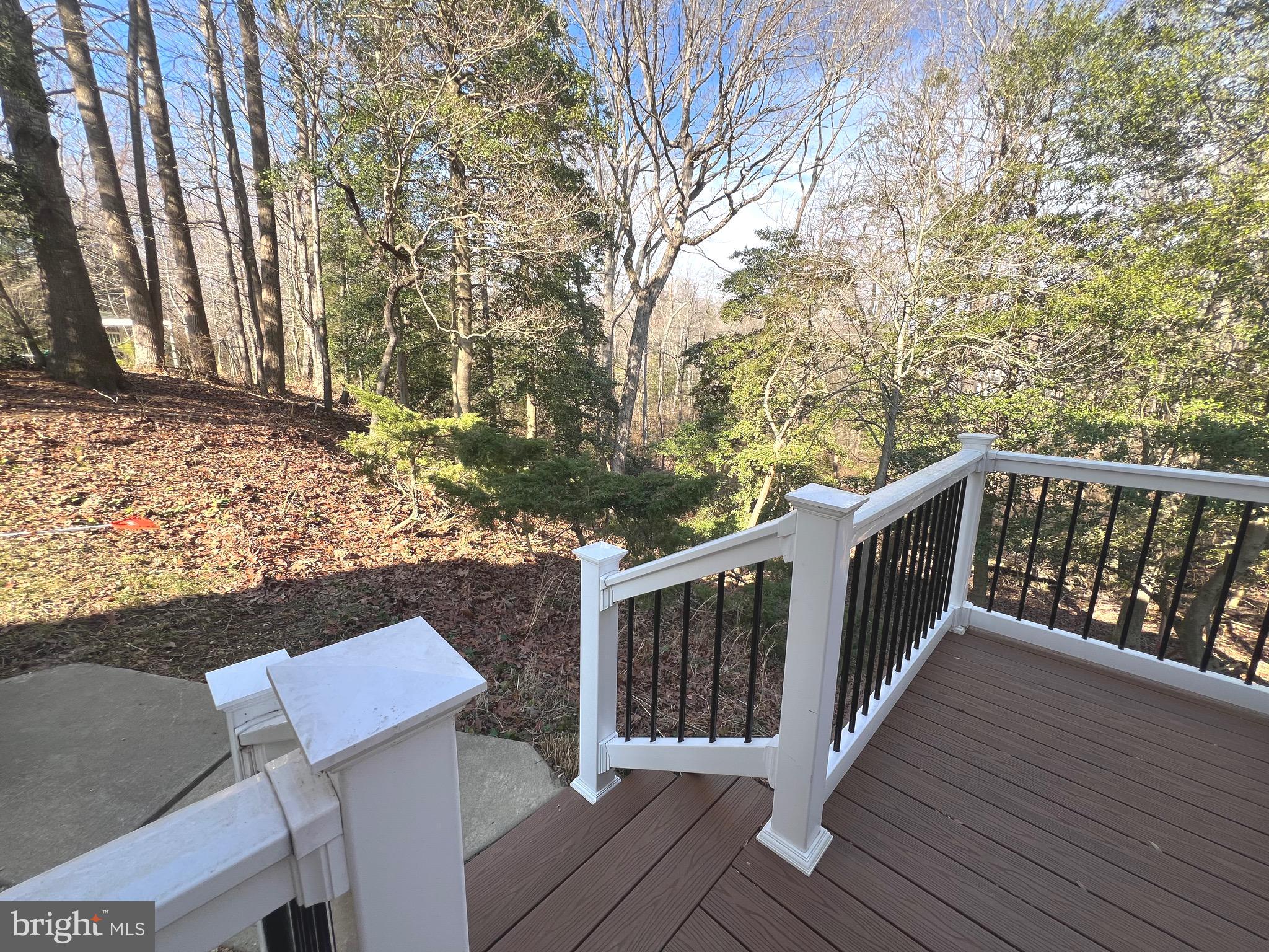 MEADOW LAKE - Residential Lease