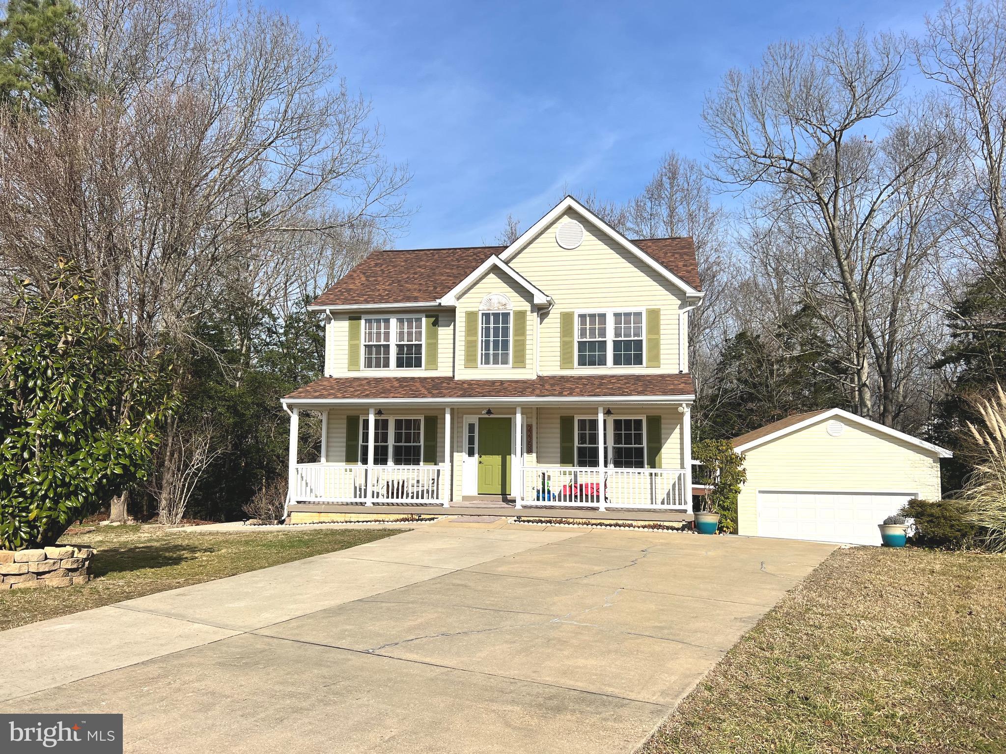 MEADOW LAKE - Residential Lease