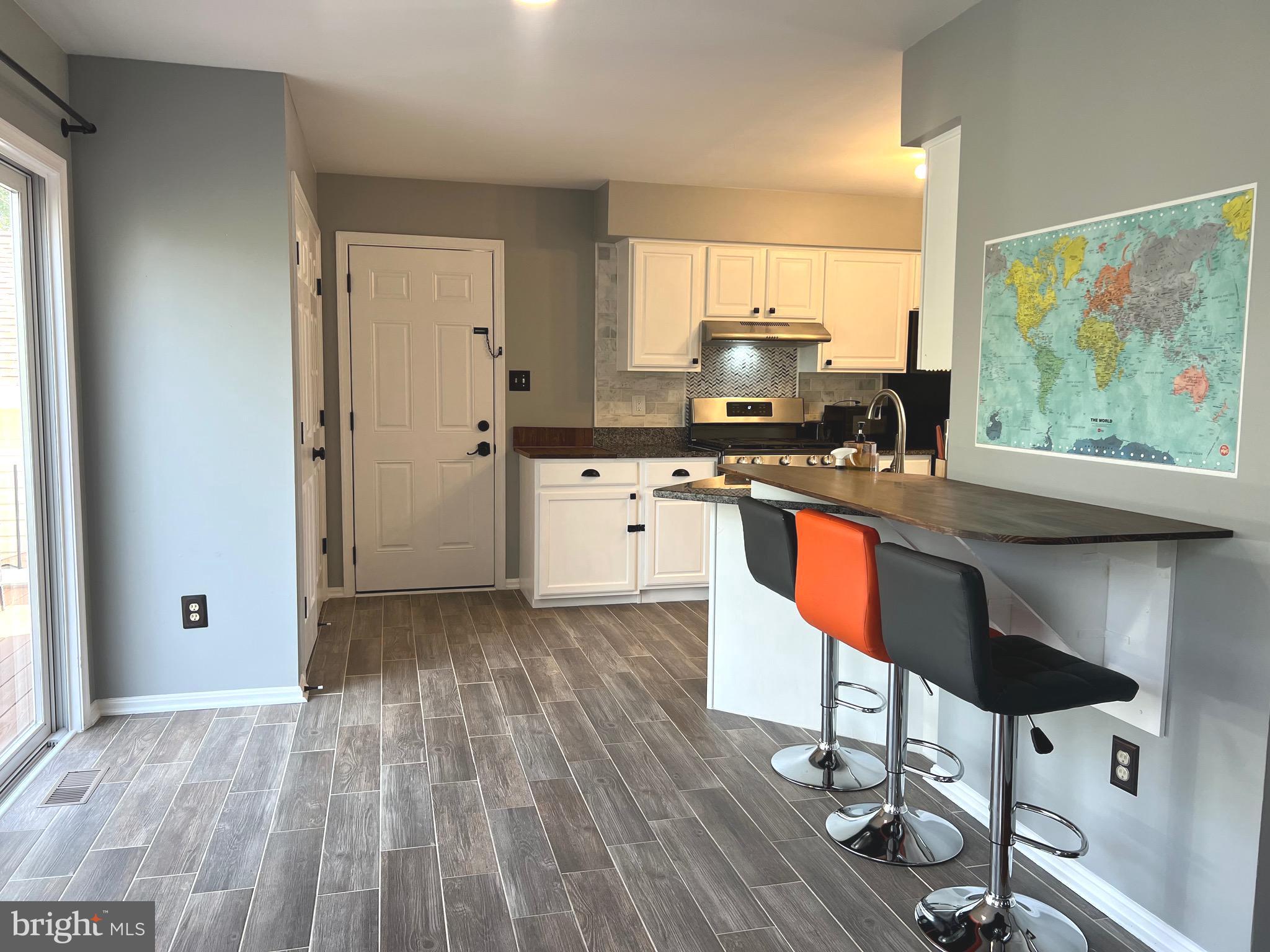 MEADOW LAKE - Residential Lease