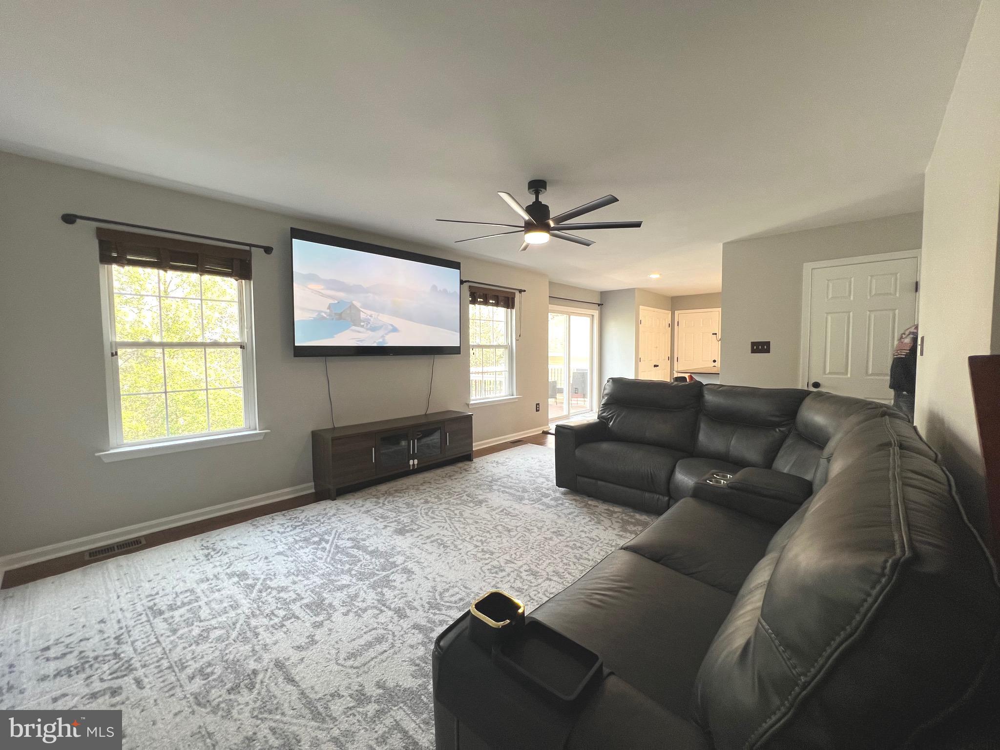 MEADOW LAKE - Residential Lease