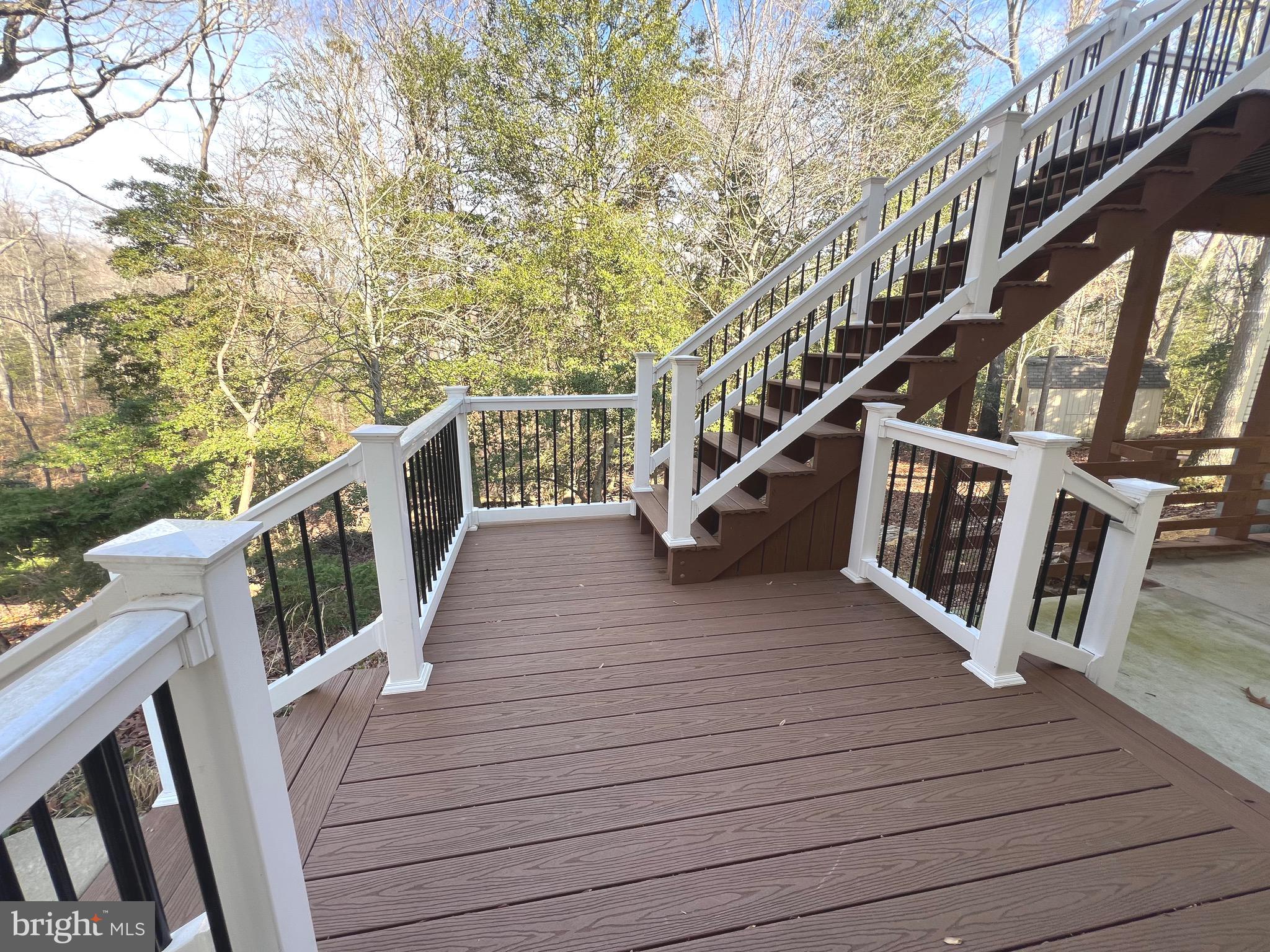 MEADOW LAKE - Residential Lease