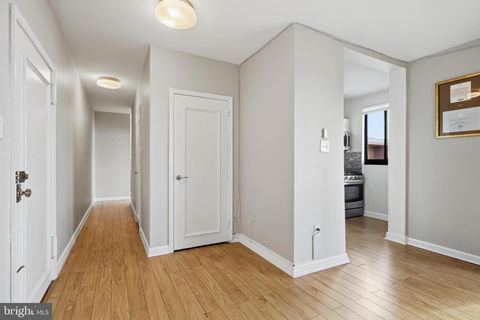 Tiny photo for 1121 Arlington Boulevard #1004, ARLINGTON, VA 22209 (MLS # VAAR2071754)
