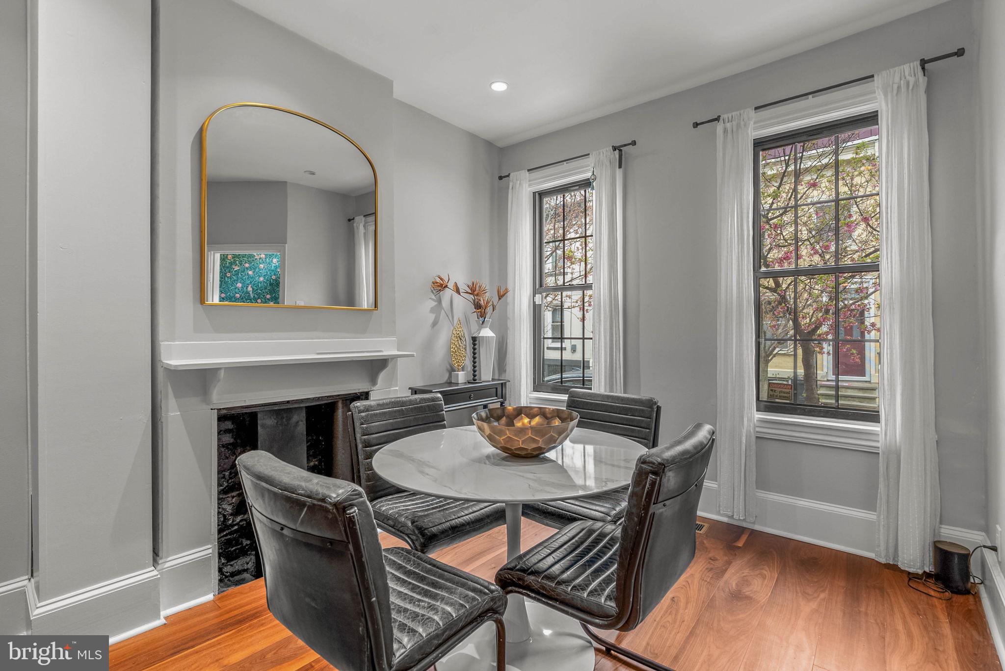 FAIRMOUNT - Residential