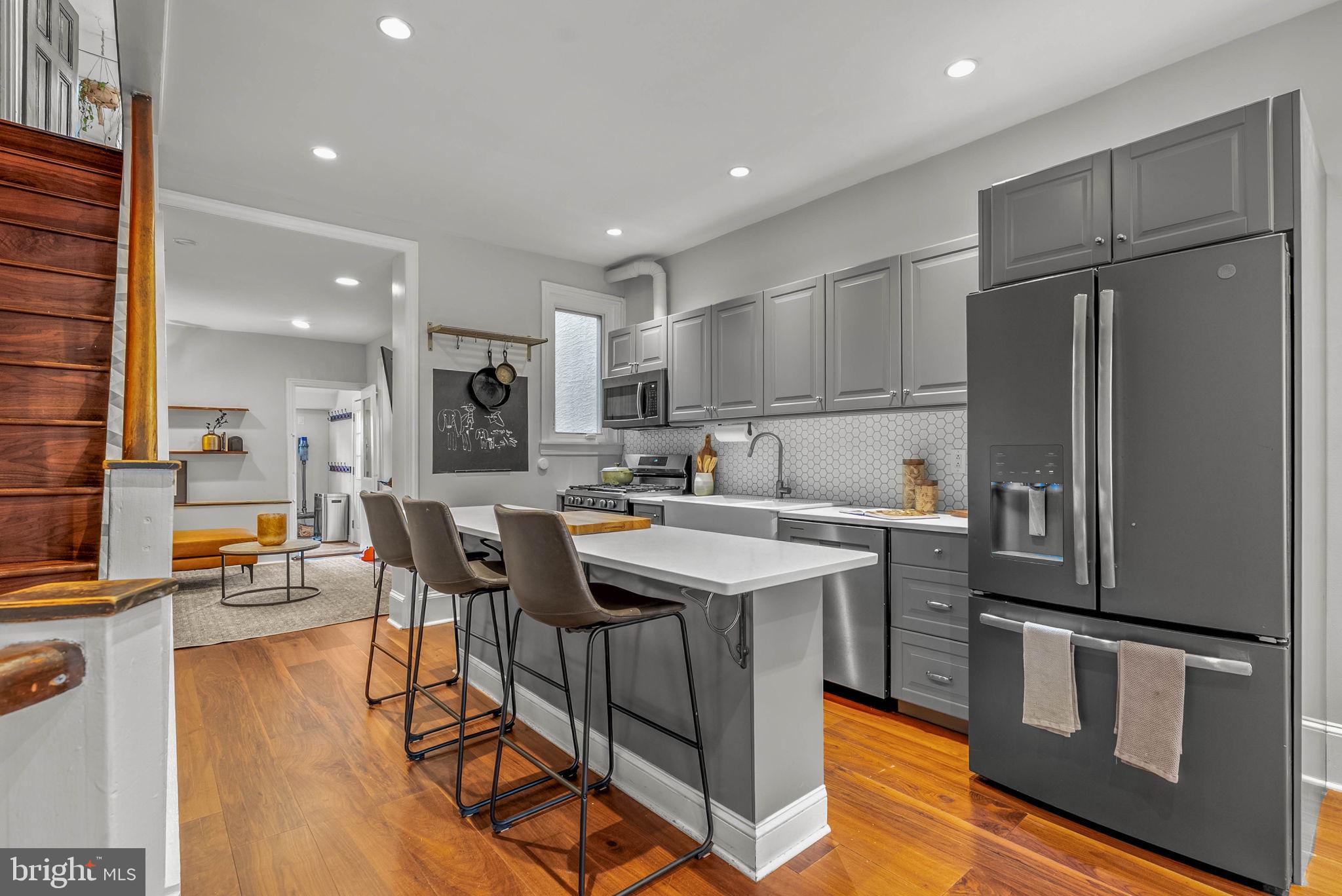 FAIRMOUNT - Residential