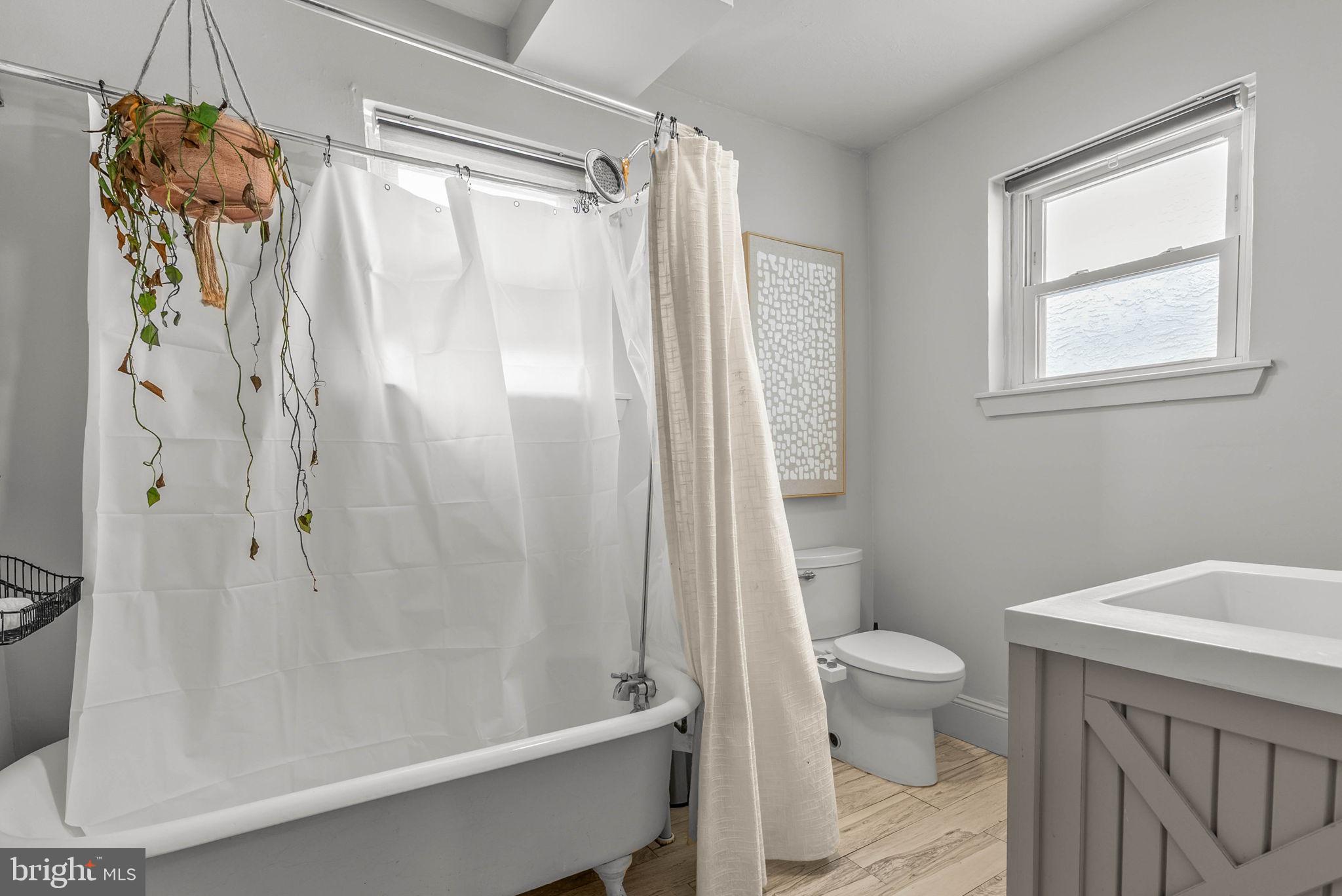 FAIRMOUNT - Residential