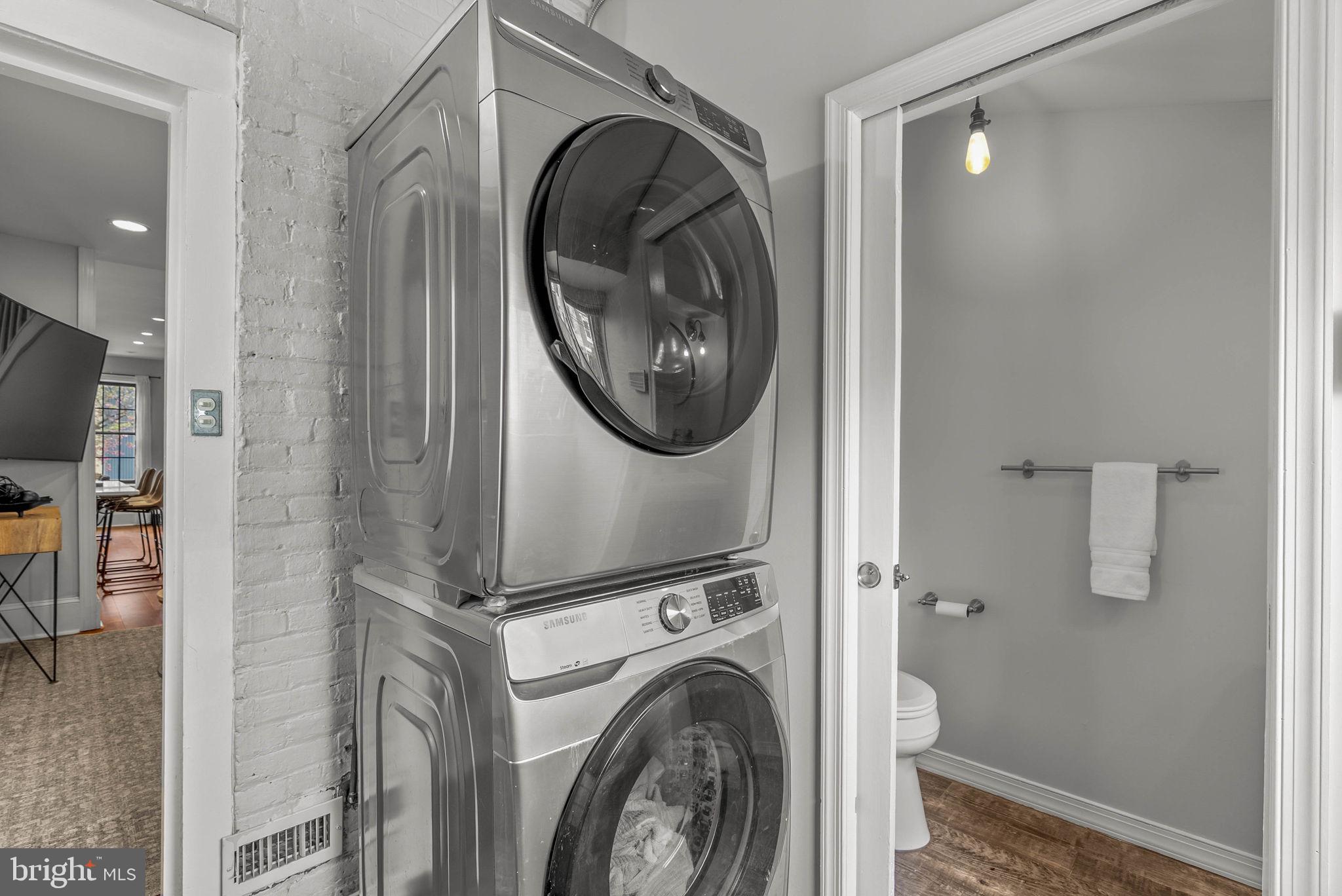 FAIRMOUNT - Residential