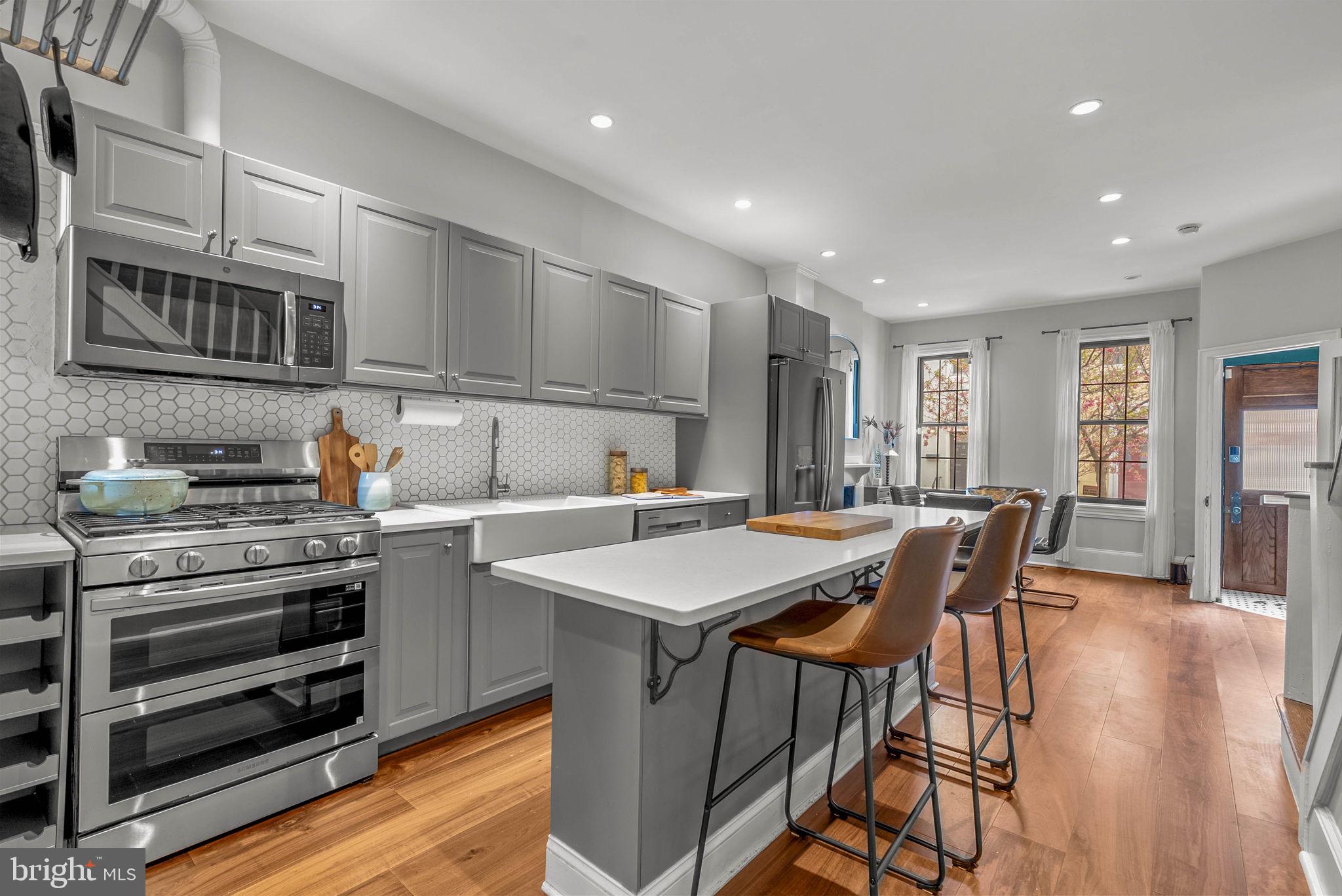 FAIRMOUNT - Residential