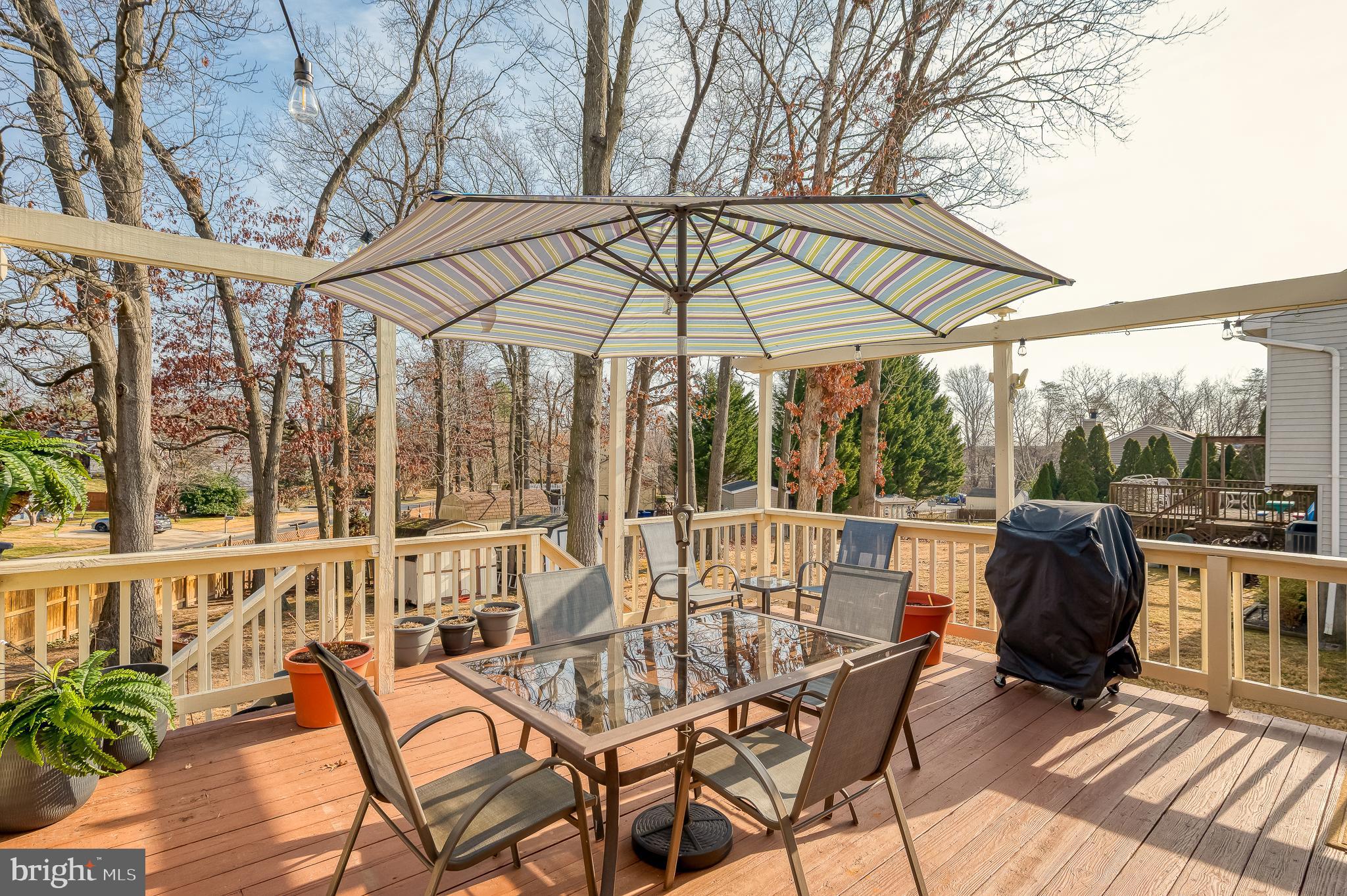 LAWRENCE HILL - Residential