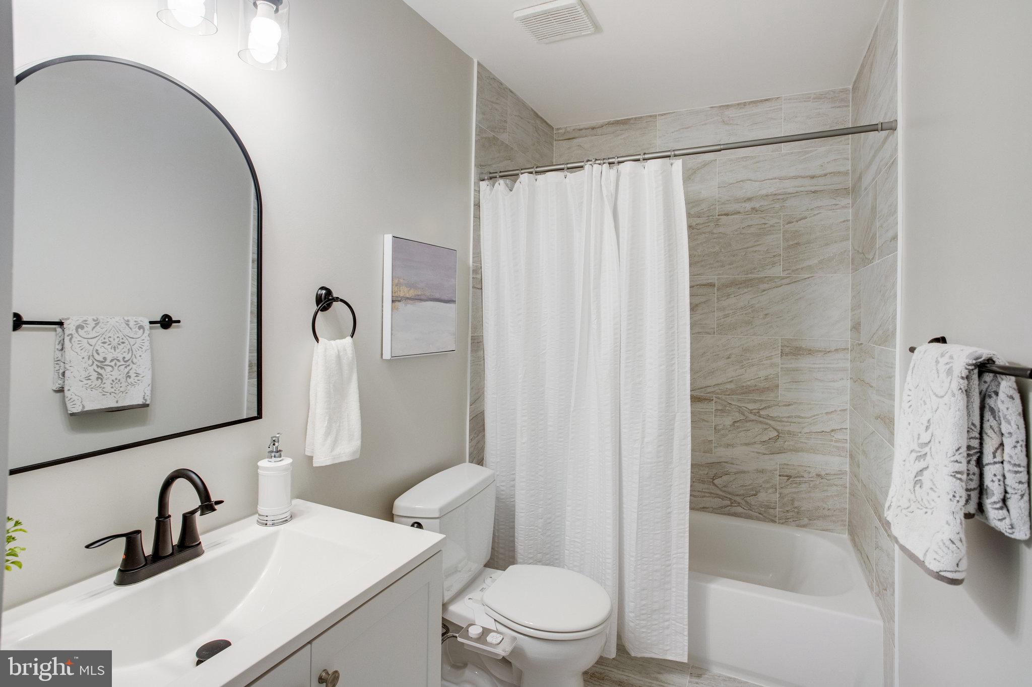 DALE CITY - Residential