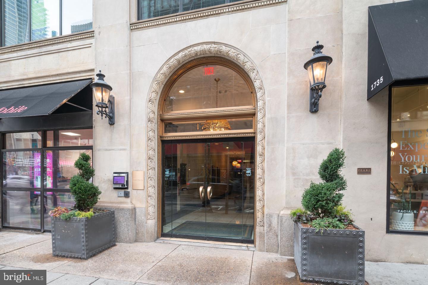 RITTENHOUSE SQUARE - Residential