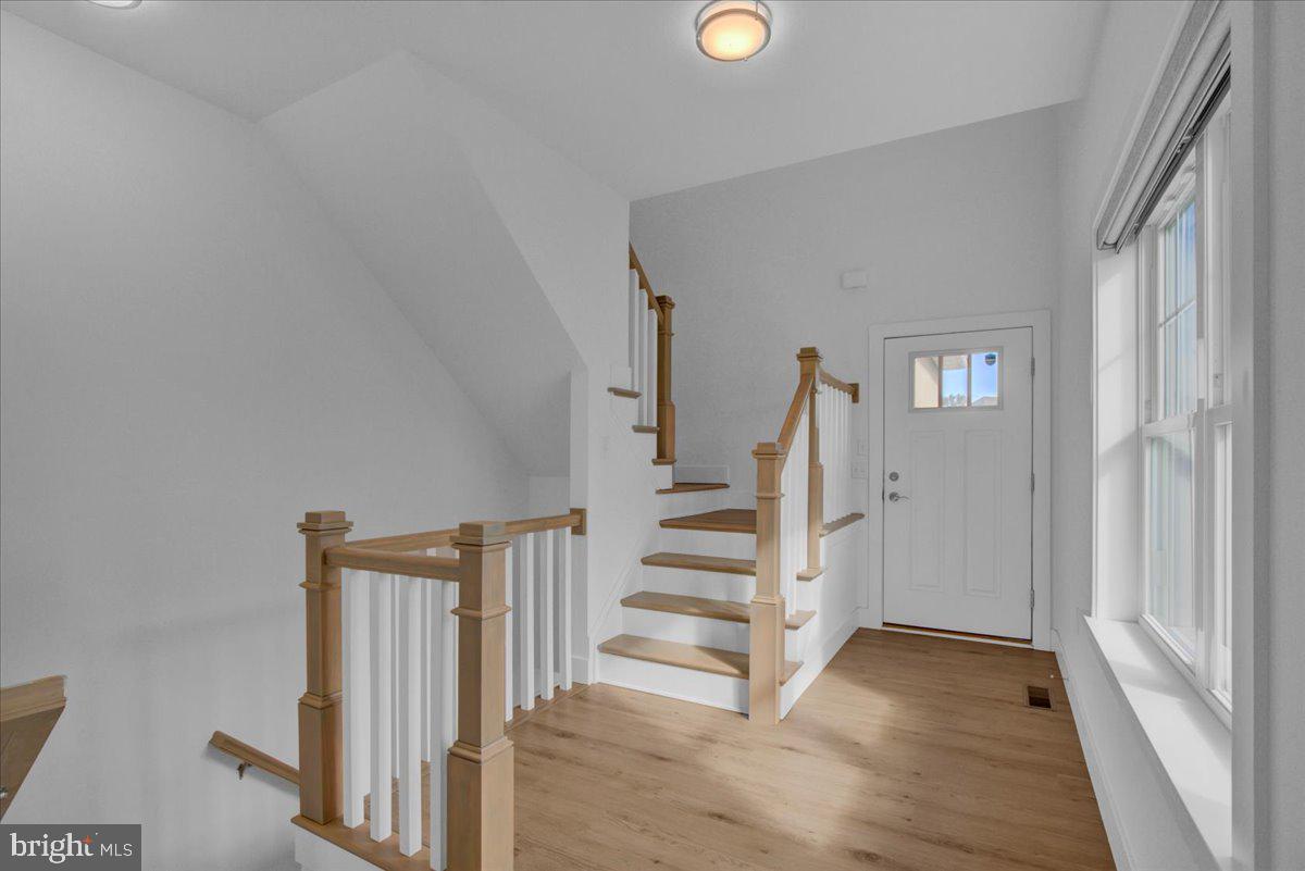 2564 CAMAS LANE