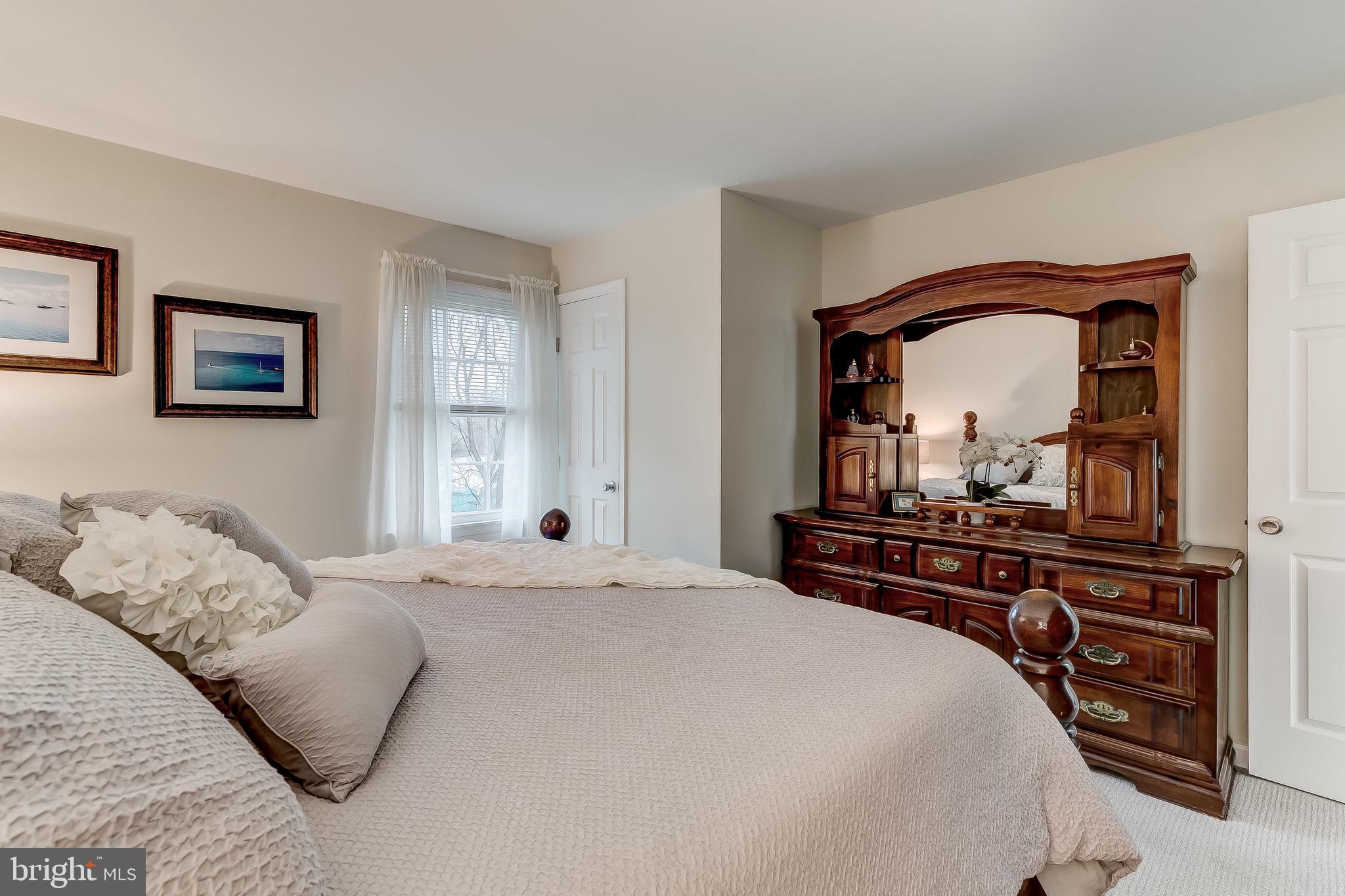 WHISPERING VALLEY - Residential