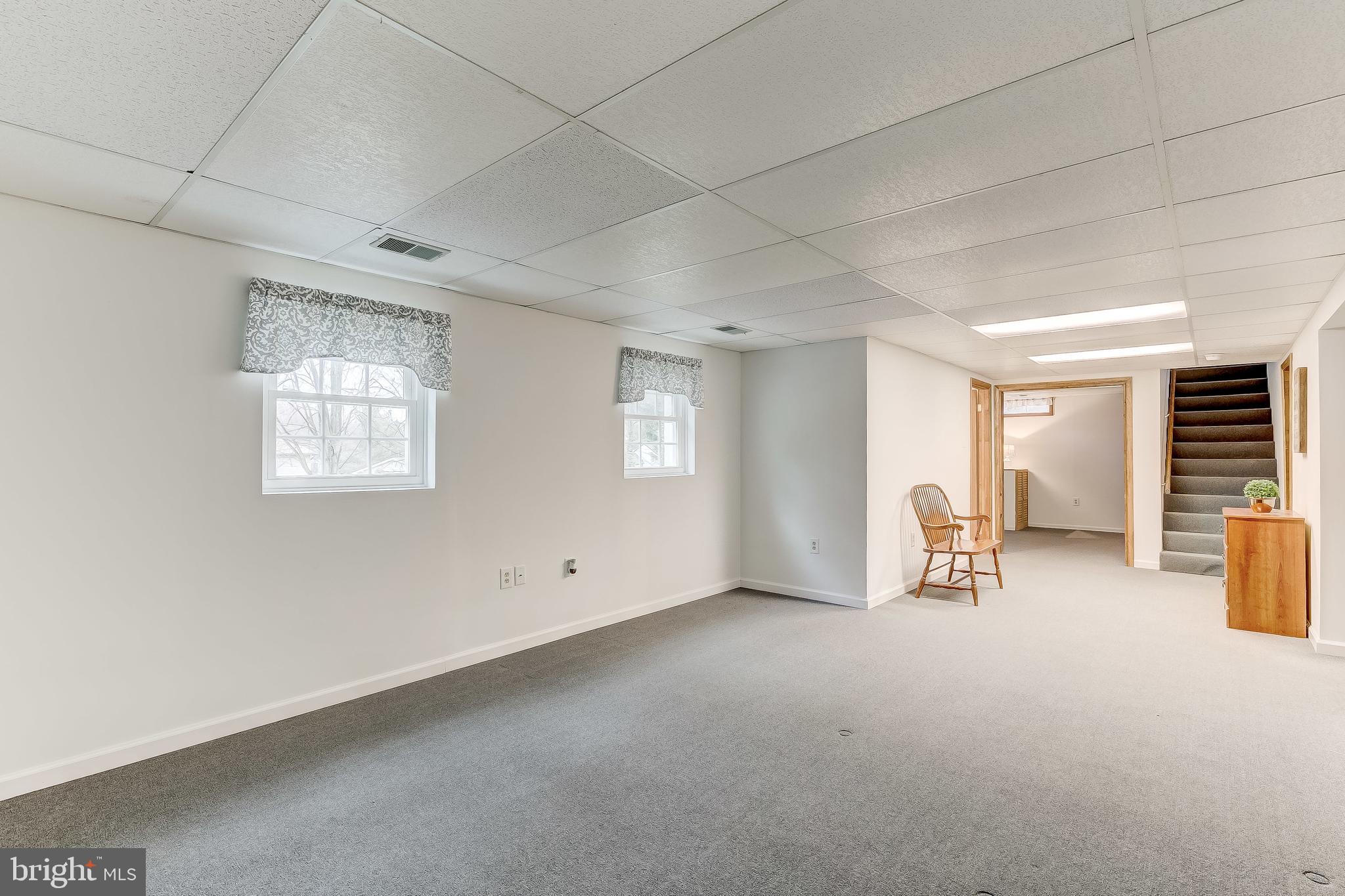 WHISPERING VALLEY - Residential