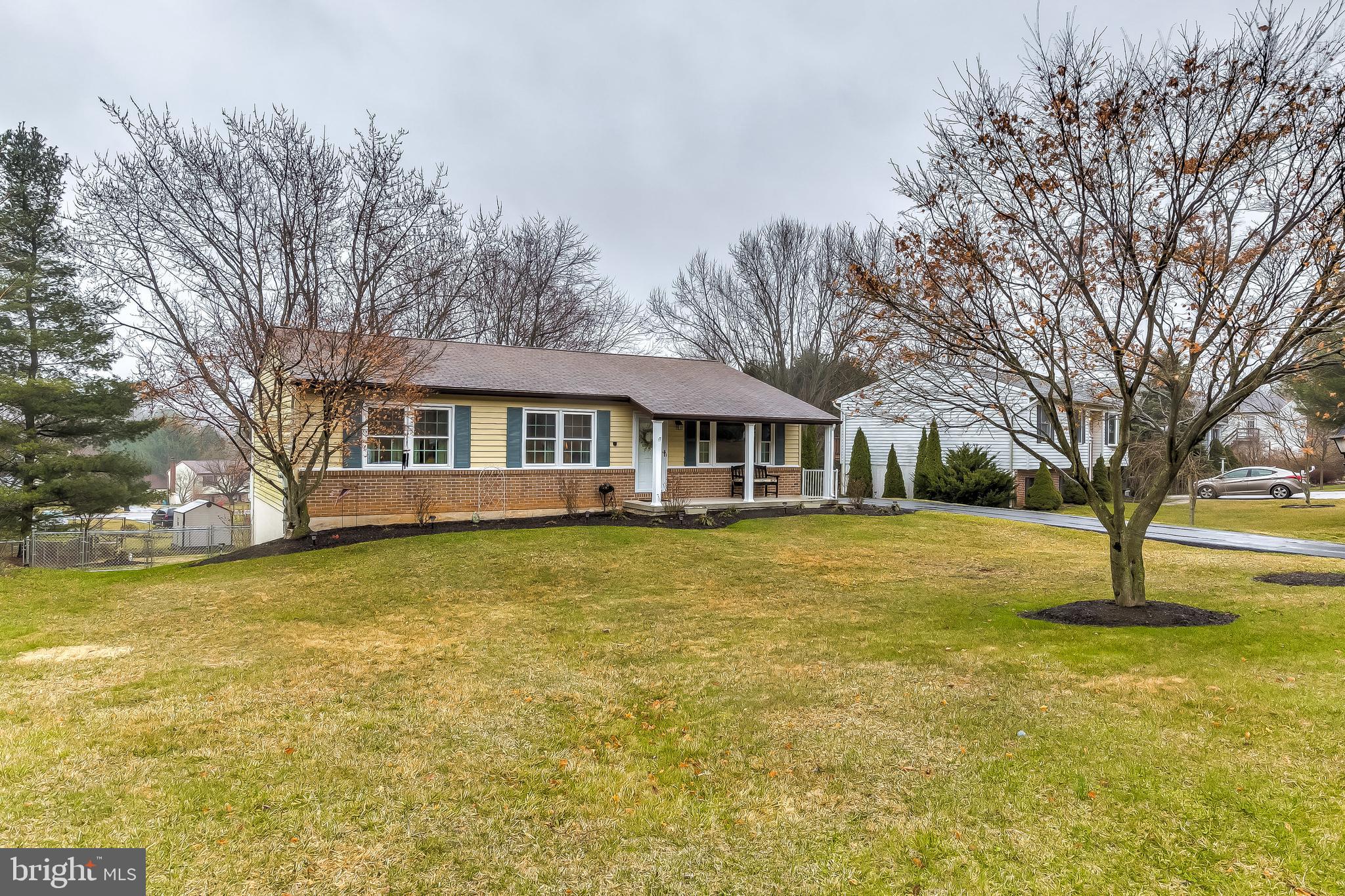 WHISPERING VALLEY - Residential