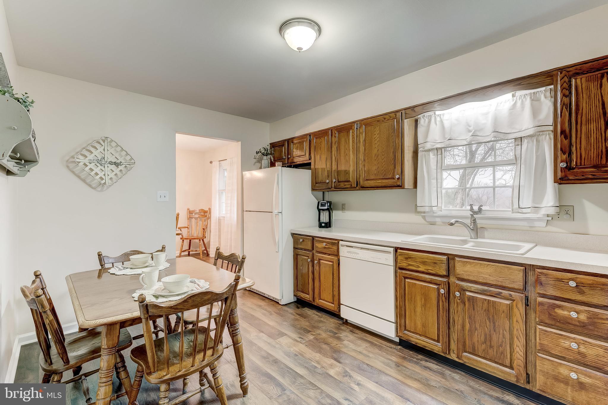 WHISPERING VALLEY - Residential