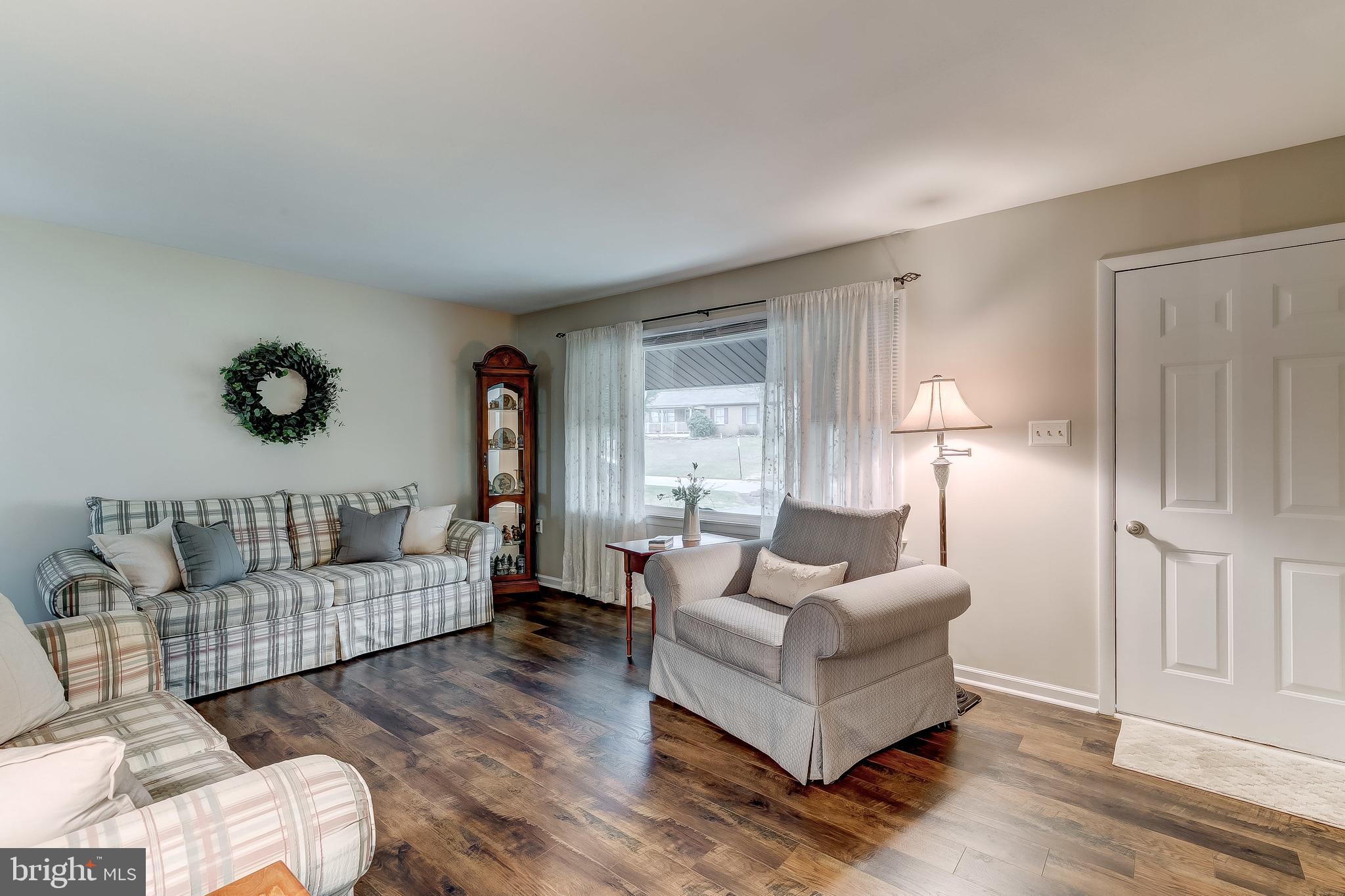 WHISPERING VALLEY - Residential