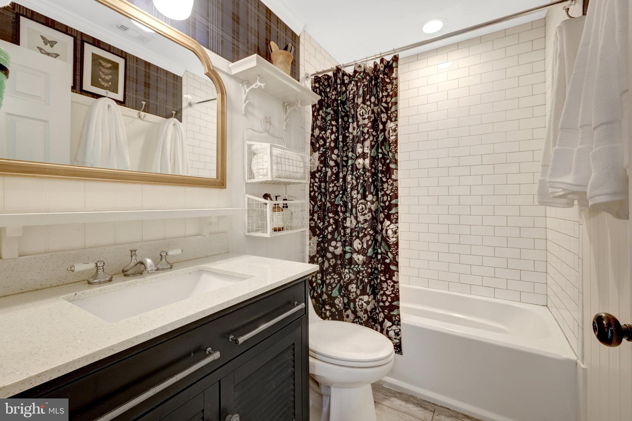 VILLAGES OF PURCELLVILLE - Residential