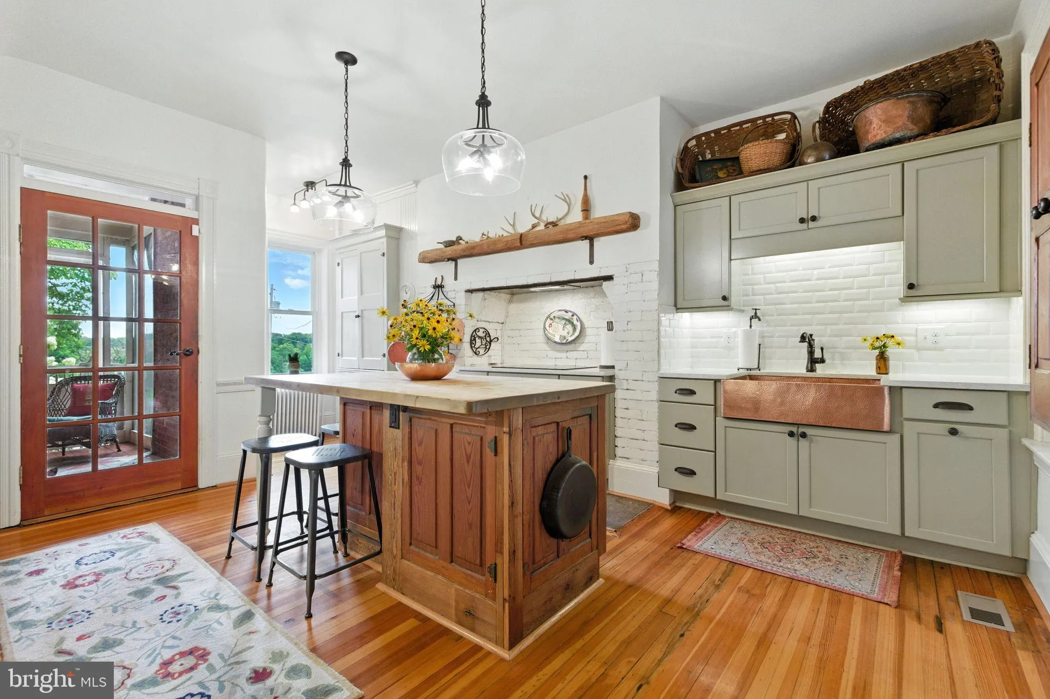 Winchester, Virginia 22603, United States, 4 Bedrooms Bedrooms, ,4 BathroomsBathrooms,Residential,Coming Soon,193346