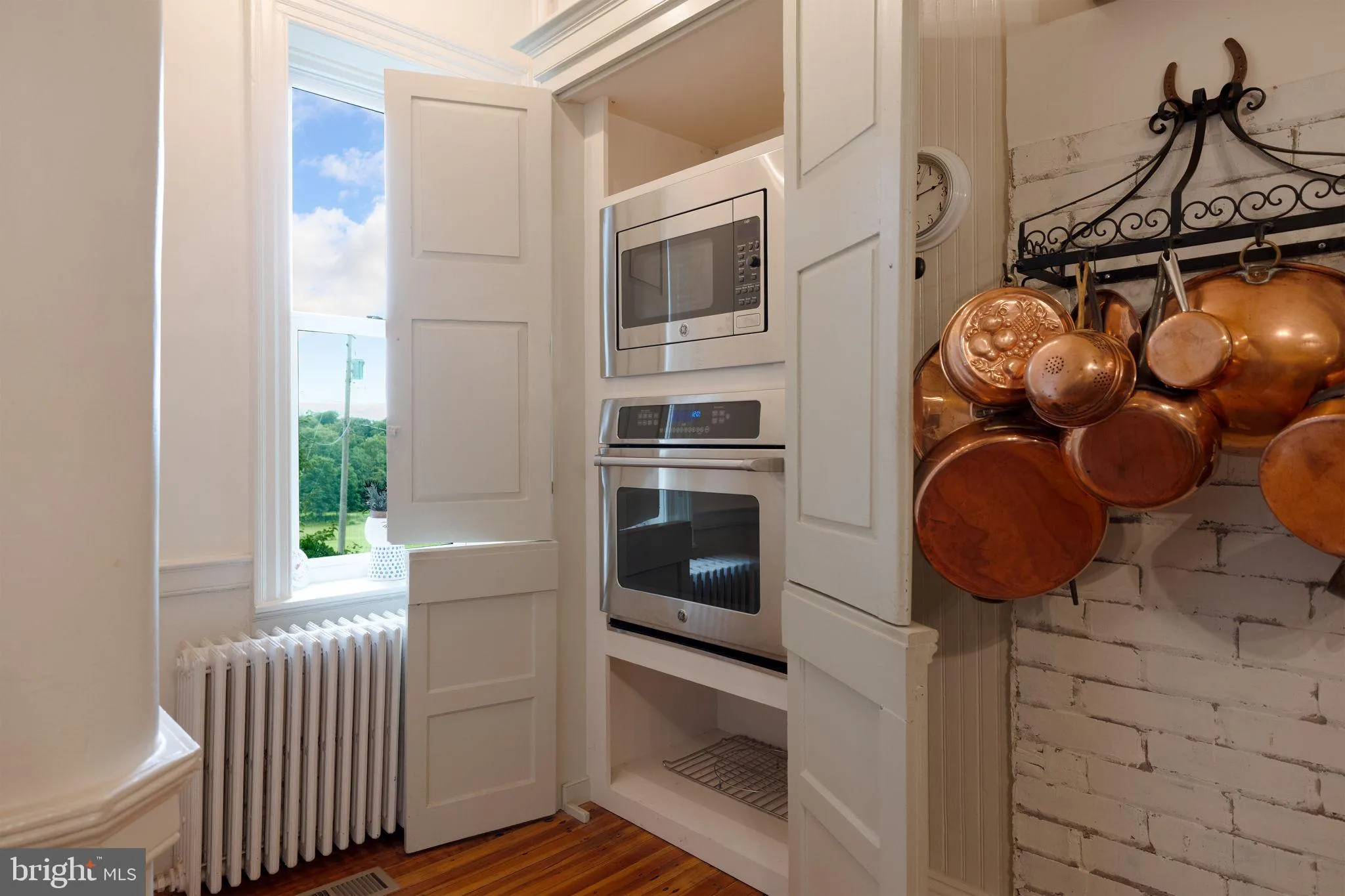 Winchester, Virginia 22603, United States, 4 Bedrooms Bedrooms, ,4 BathroomsBathrooms,Residential,Coming Soon,193346