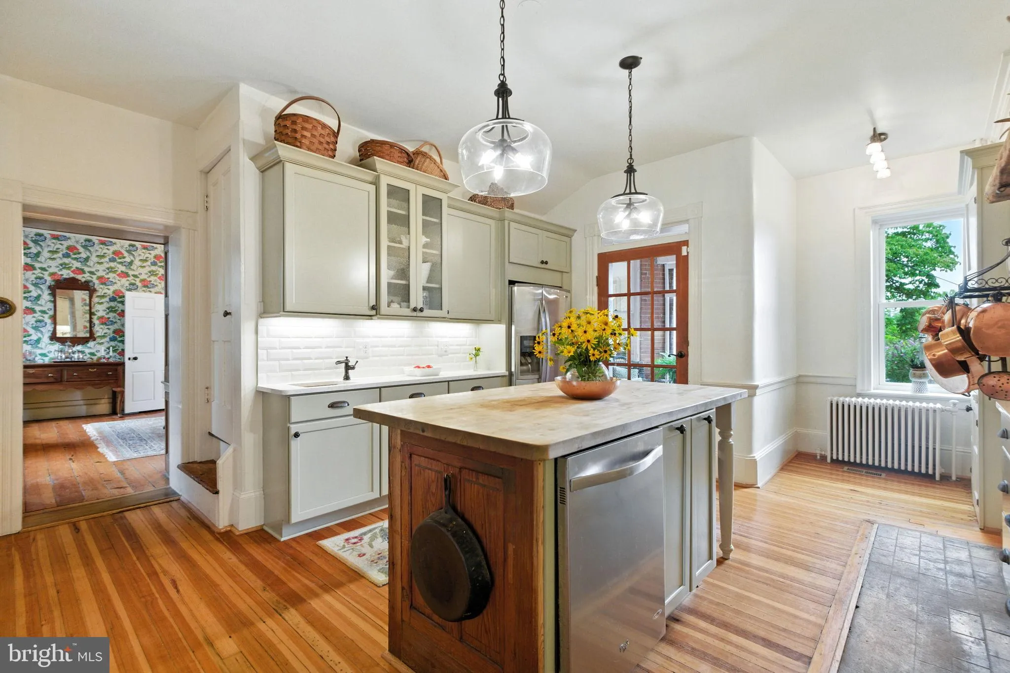 Winchester, Virginia 22603, United States, 4 Bedrooms Bedrooms, ,4 BathroomsBathrooms,Residential,Coming Soon,193346