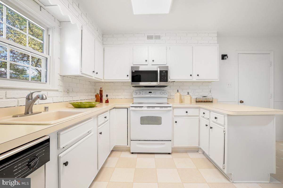 STERLING  PARK - Residential