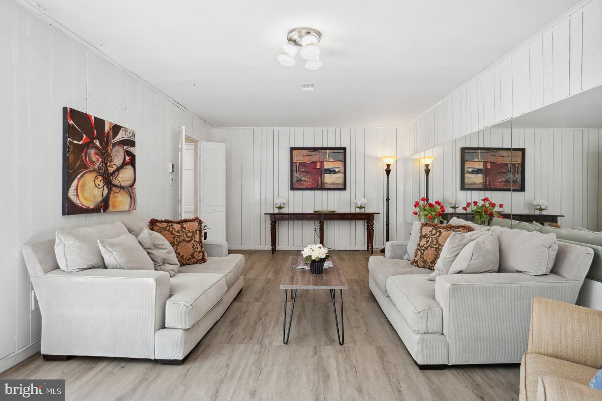 STERLING  PARK - Residential