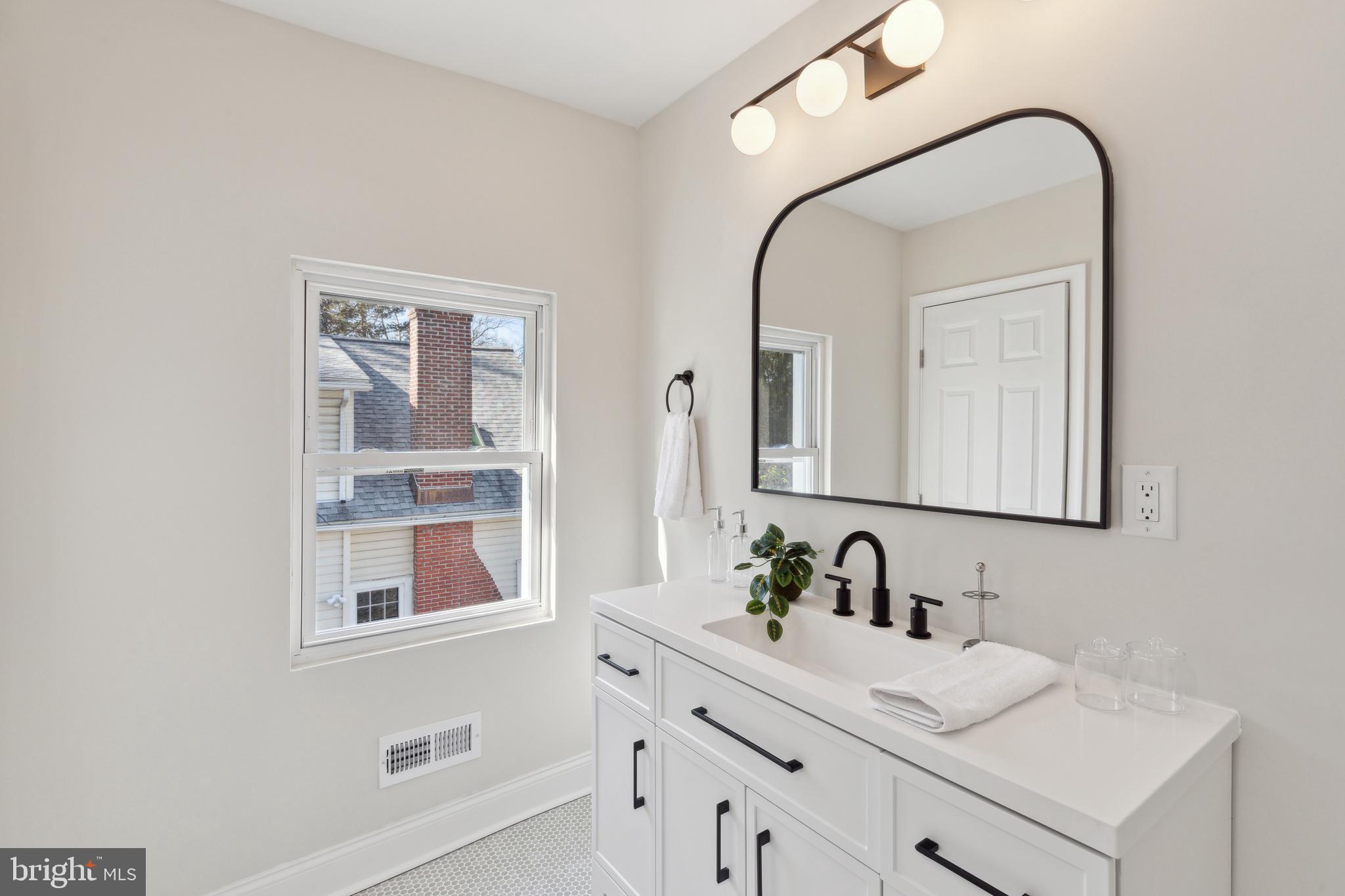 ELKINS PARK - Residential