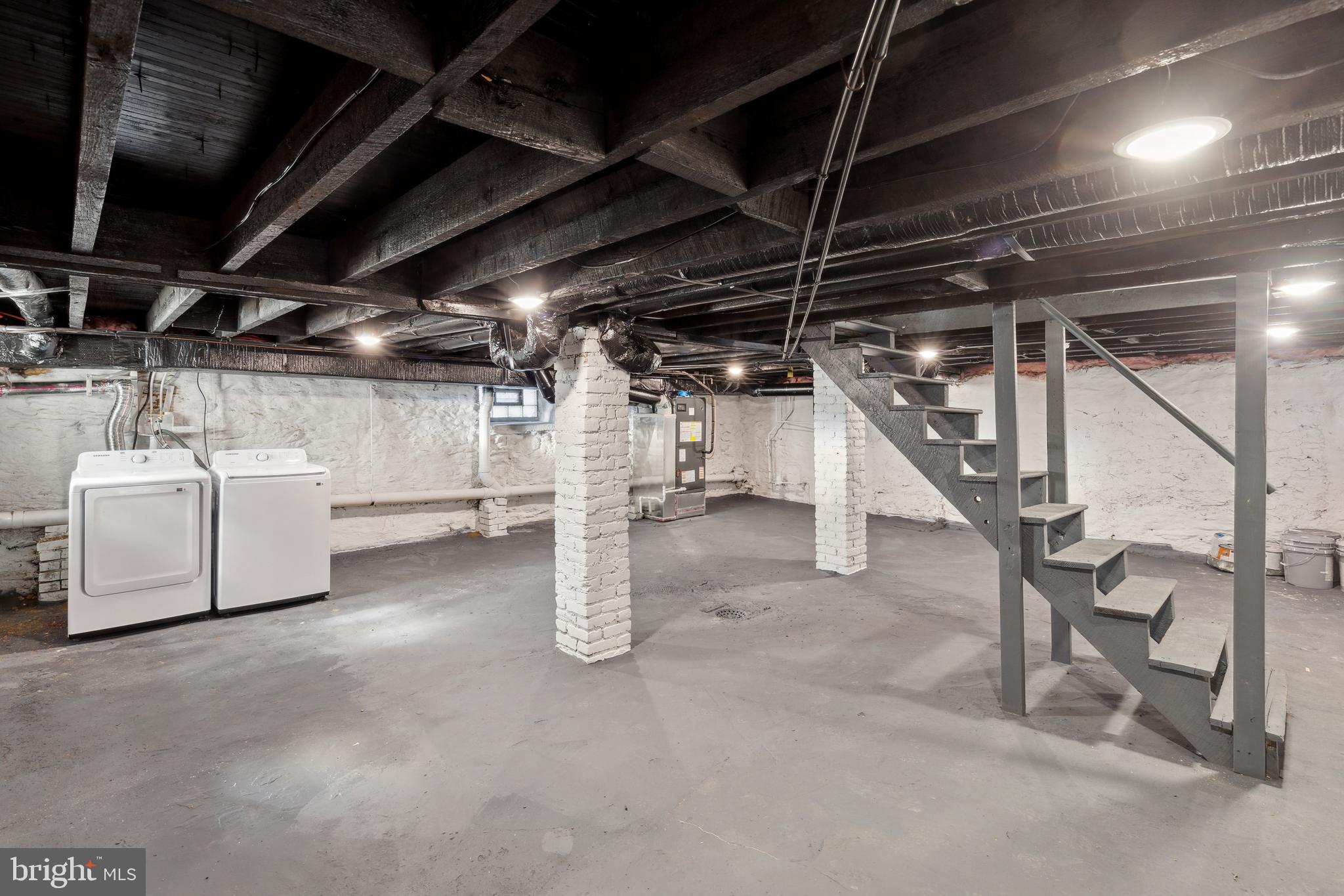 ELKINS PARK - Residential