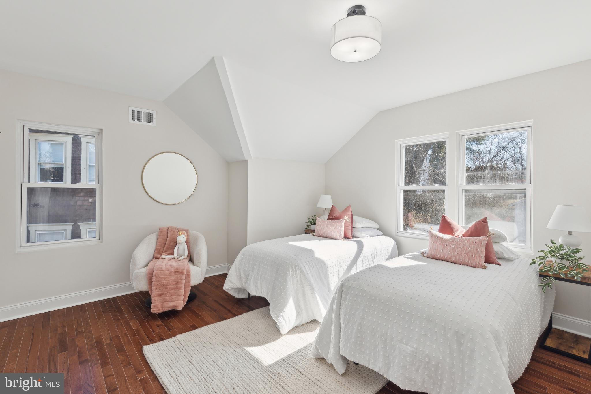 ELKINS PARK - Residential