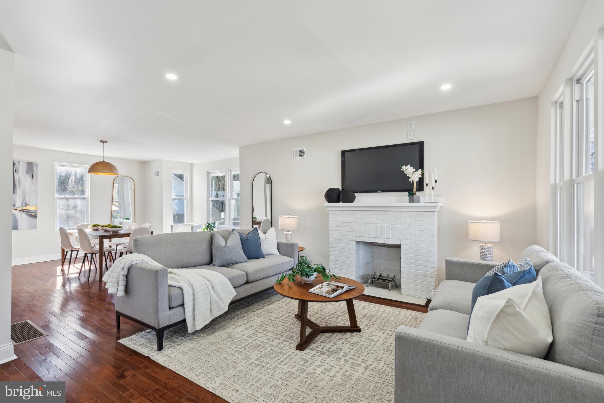 ELKINS PARK - Residential