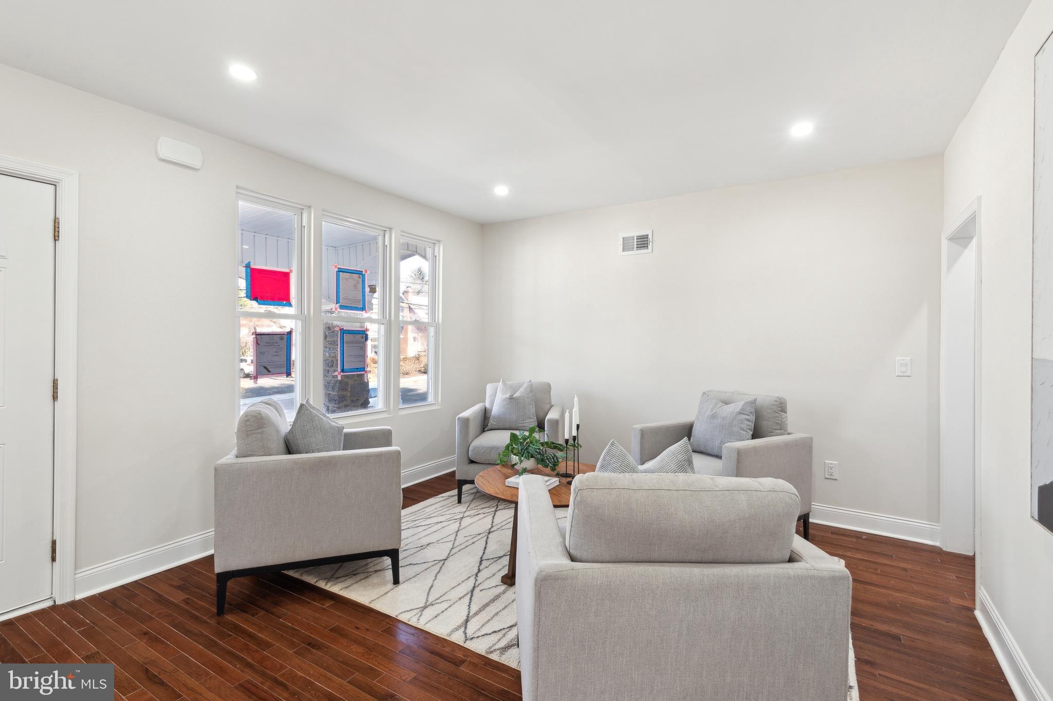 ELKINS PARK - Residential