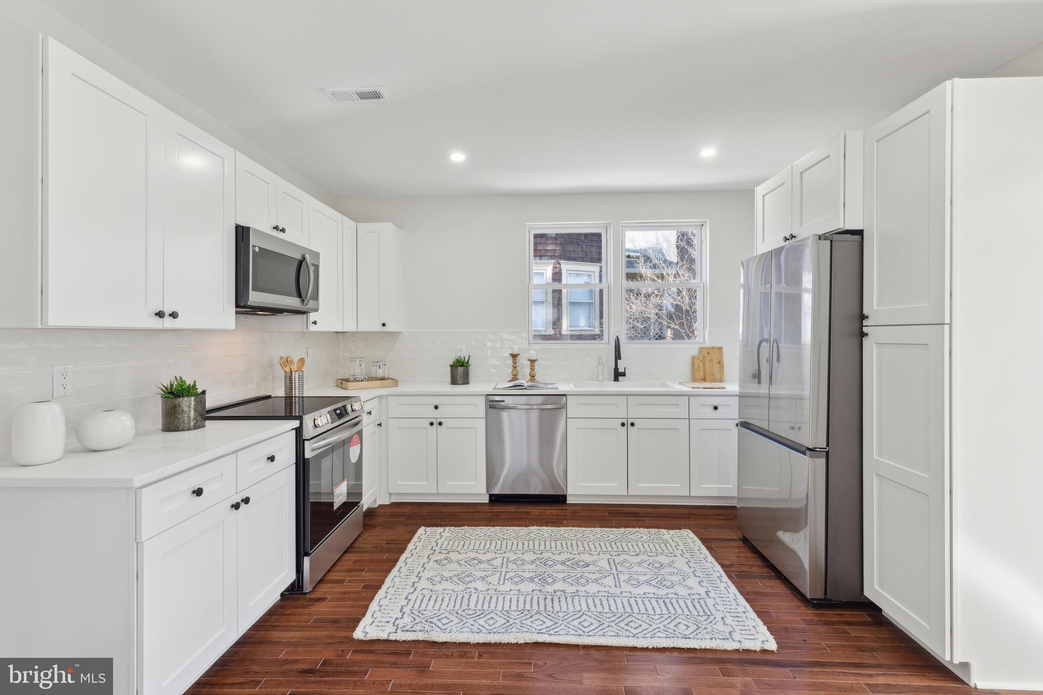 ELKINS PARK - Residential