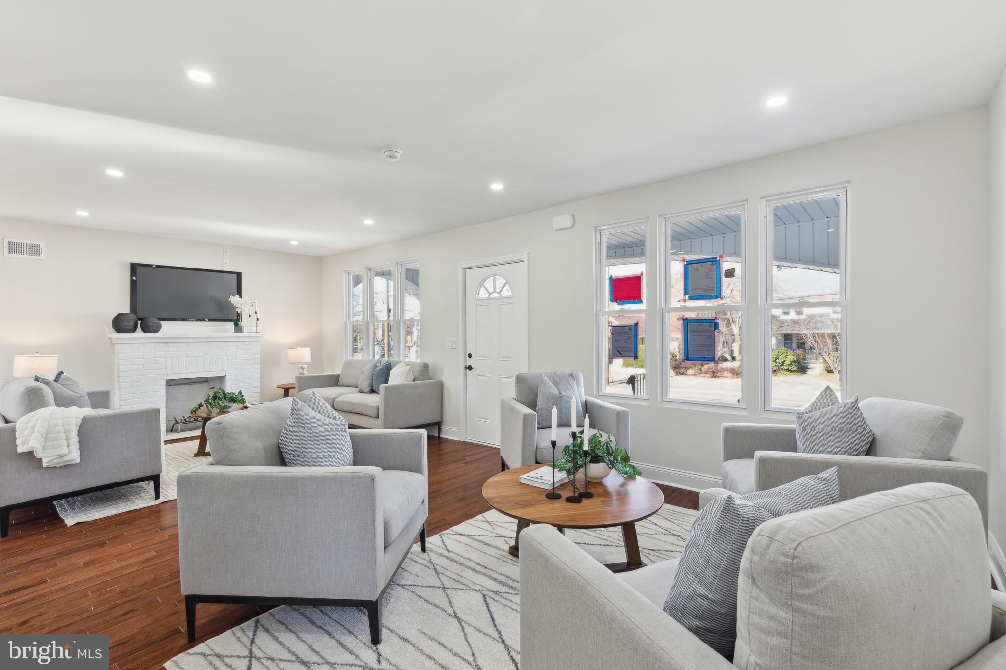 ELKINS PARK - Residential