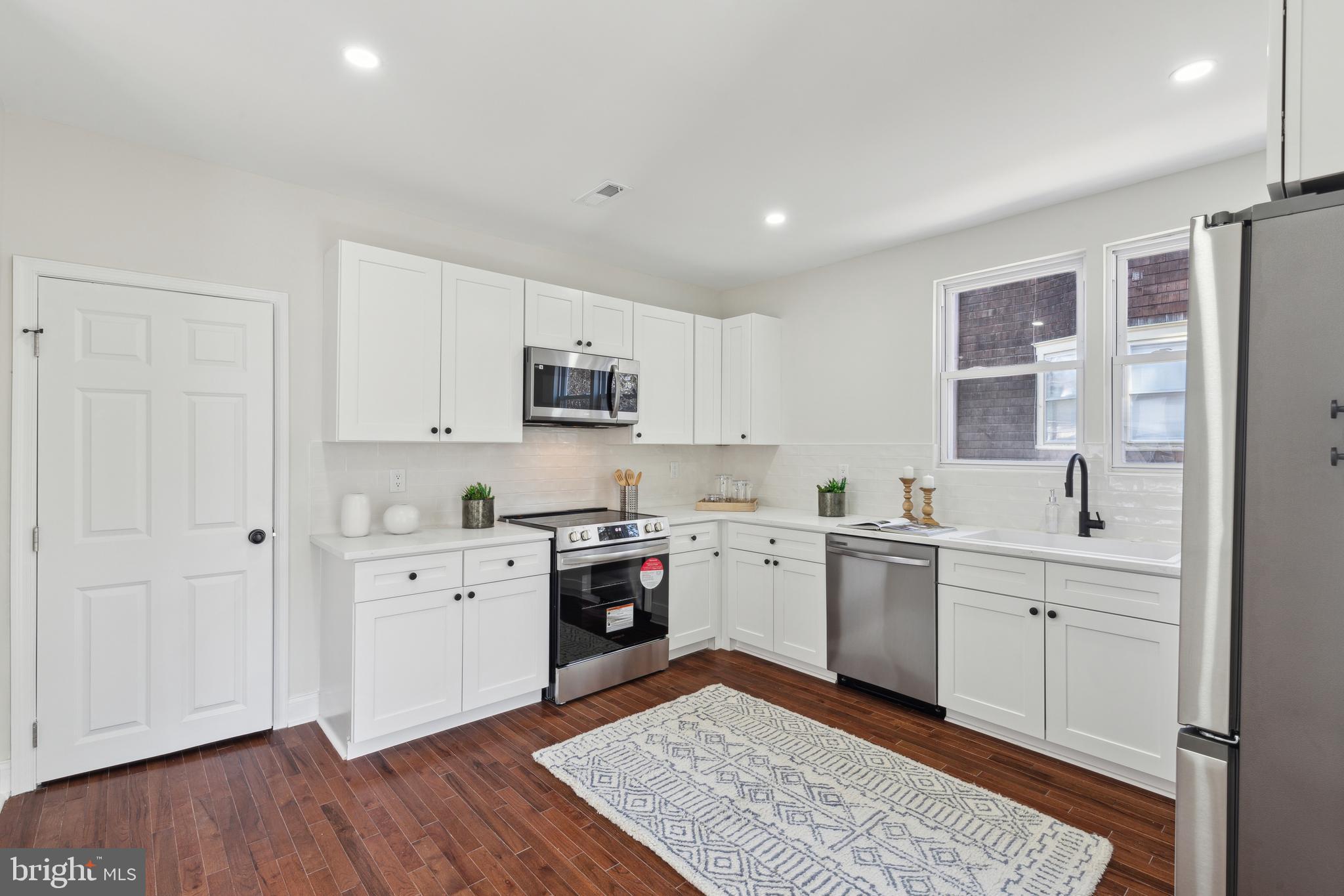 ELKINS PARK - Residential