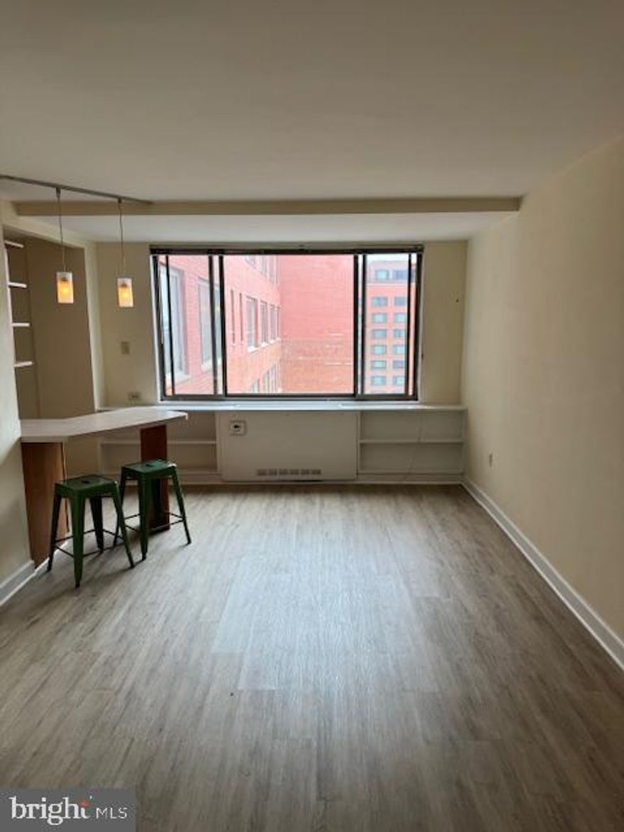 Great 8th floor, open floor plan, studio / efficiency available for sale at River Place West. Low monthly coop fee includes basic utilities (water, electricity, gas, central AC / Heat). Financing through pre-approved coop lenders only.