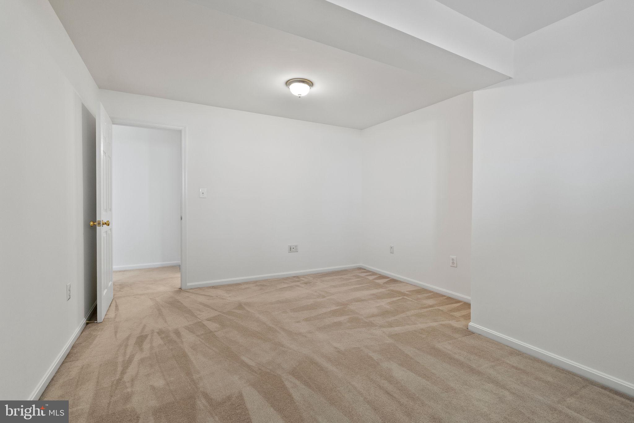 LORTON STATION - Residential