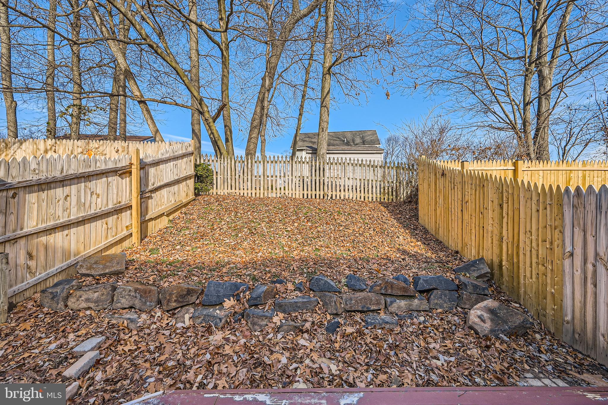 ROBERTS FIELD - Residential