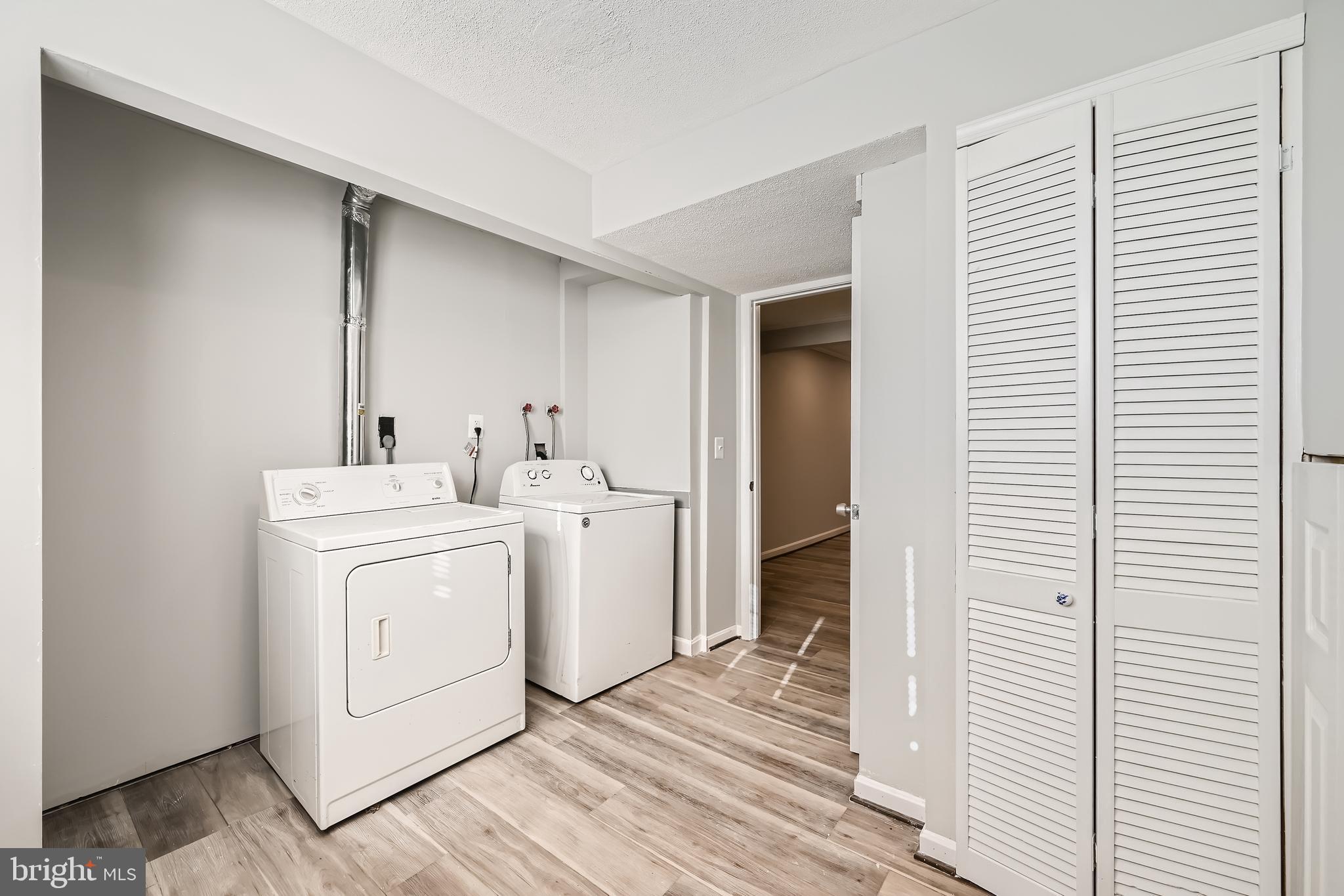 ROBERTS FIELD - Residential