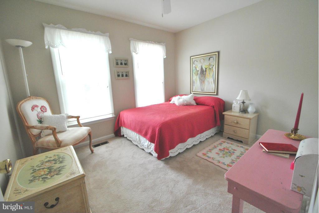 FRANKLIN FARM - Residential