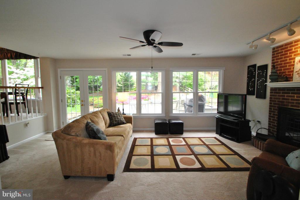 FRANKLIN FARM - Residential