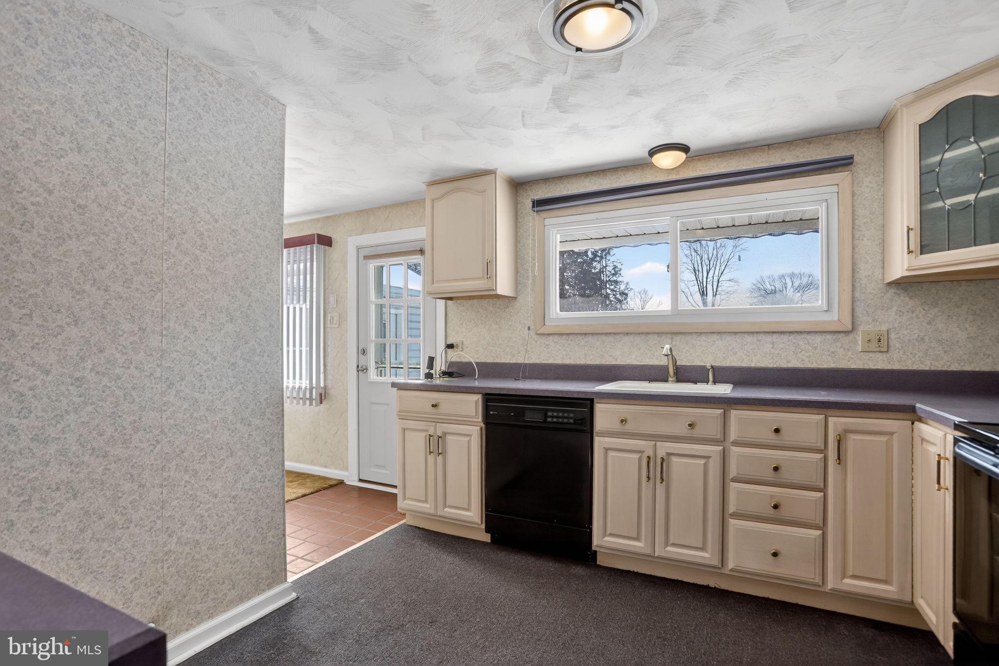 HALLOWELL - Residential