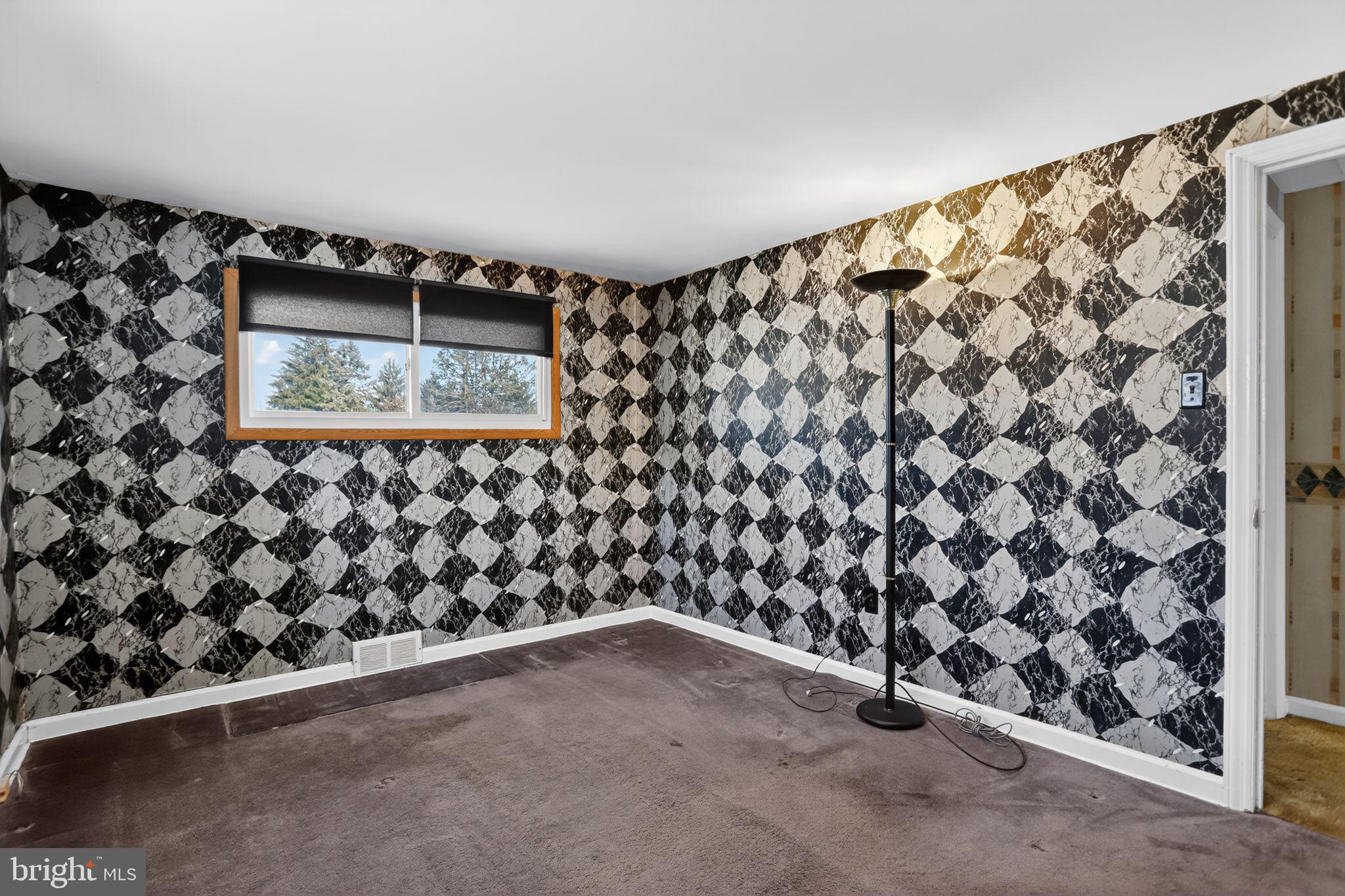 HALLOWELL - Residential