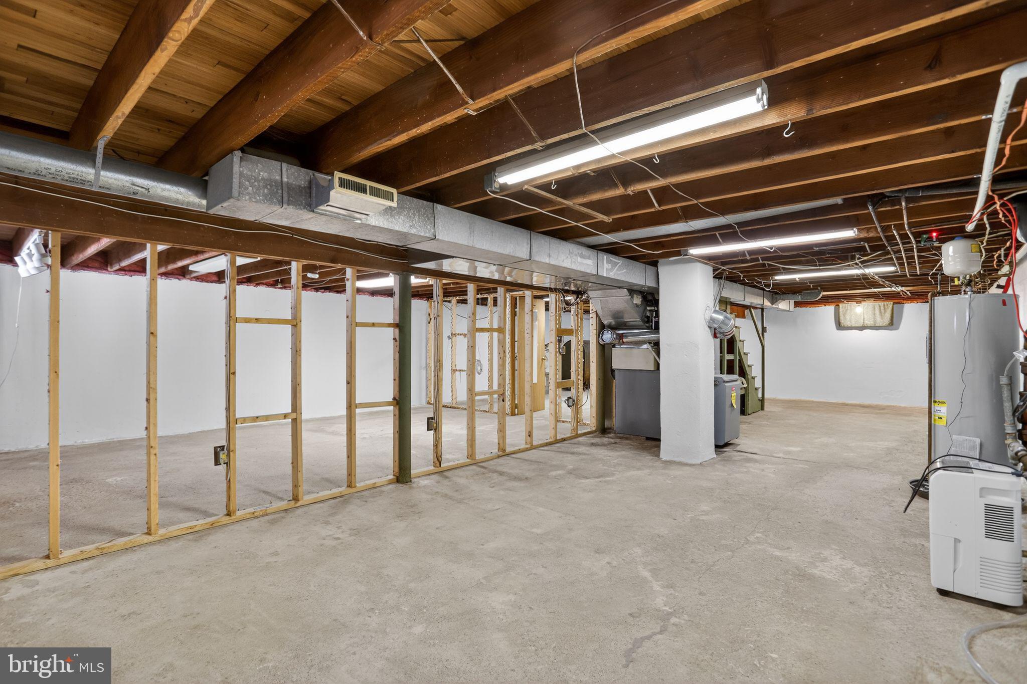 HALLOWELL - Residential