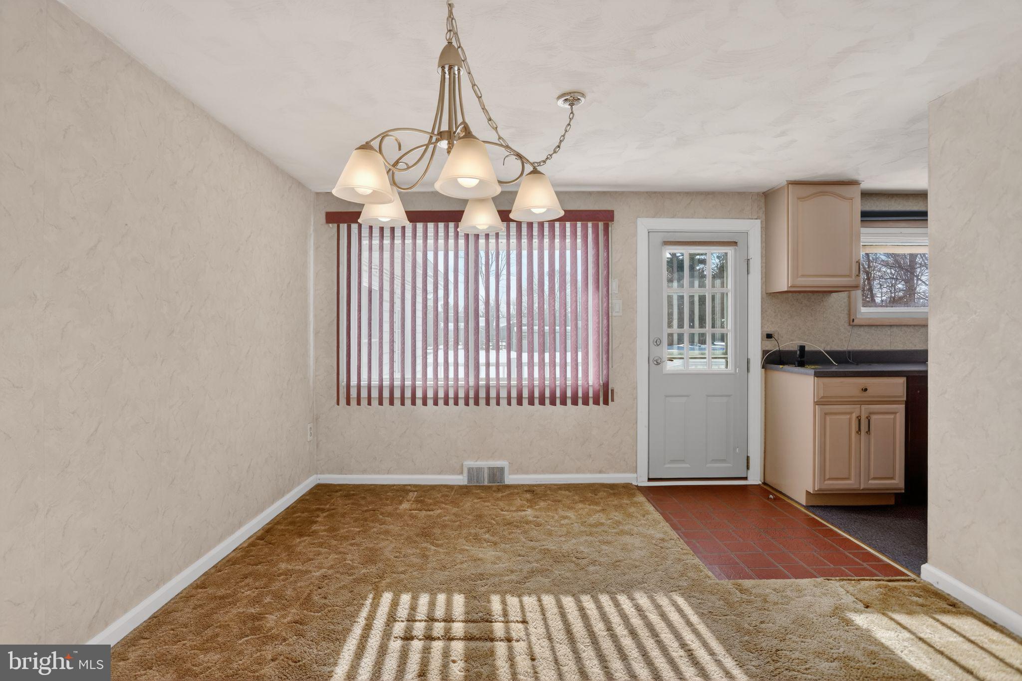 HALLOWELL - Residential