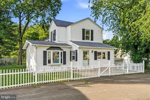 MLS: PABU2122316
