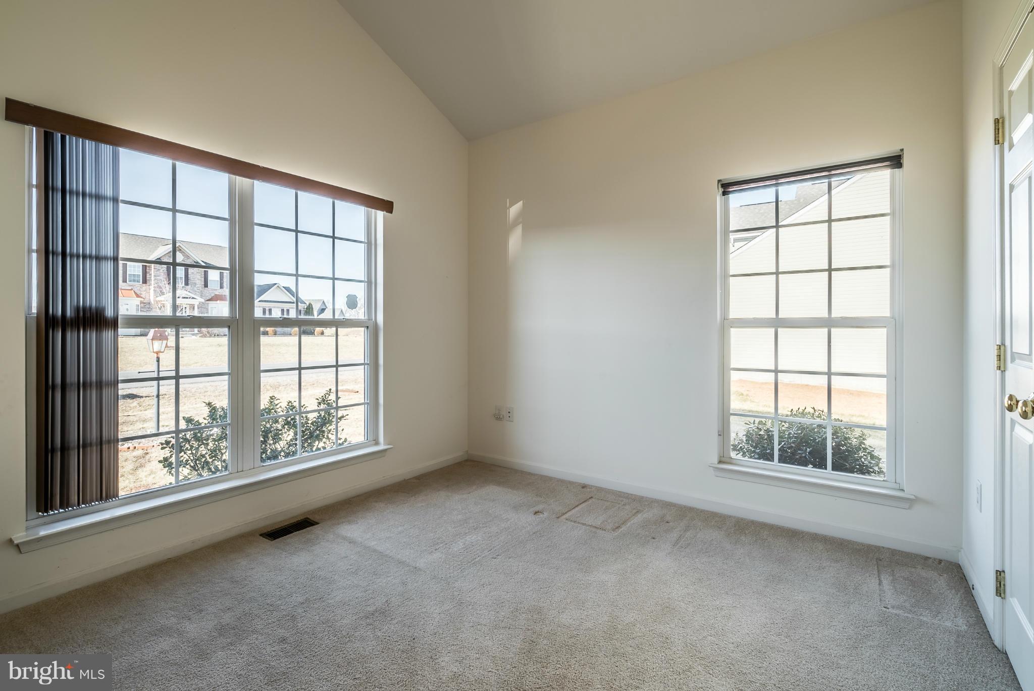 STONEY RIDGE - Residential